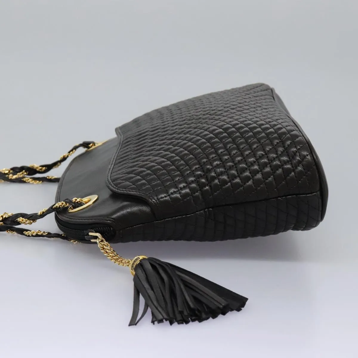 Bally Leather Shoulder Bag (Pre-Owned)