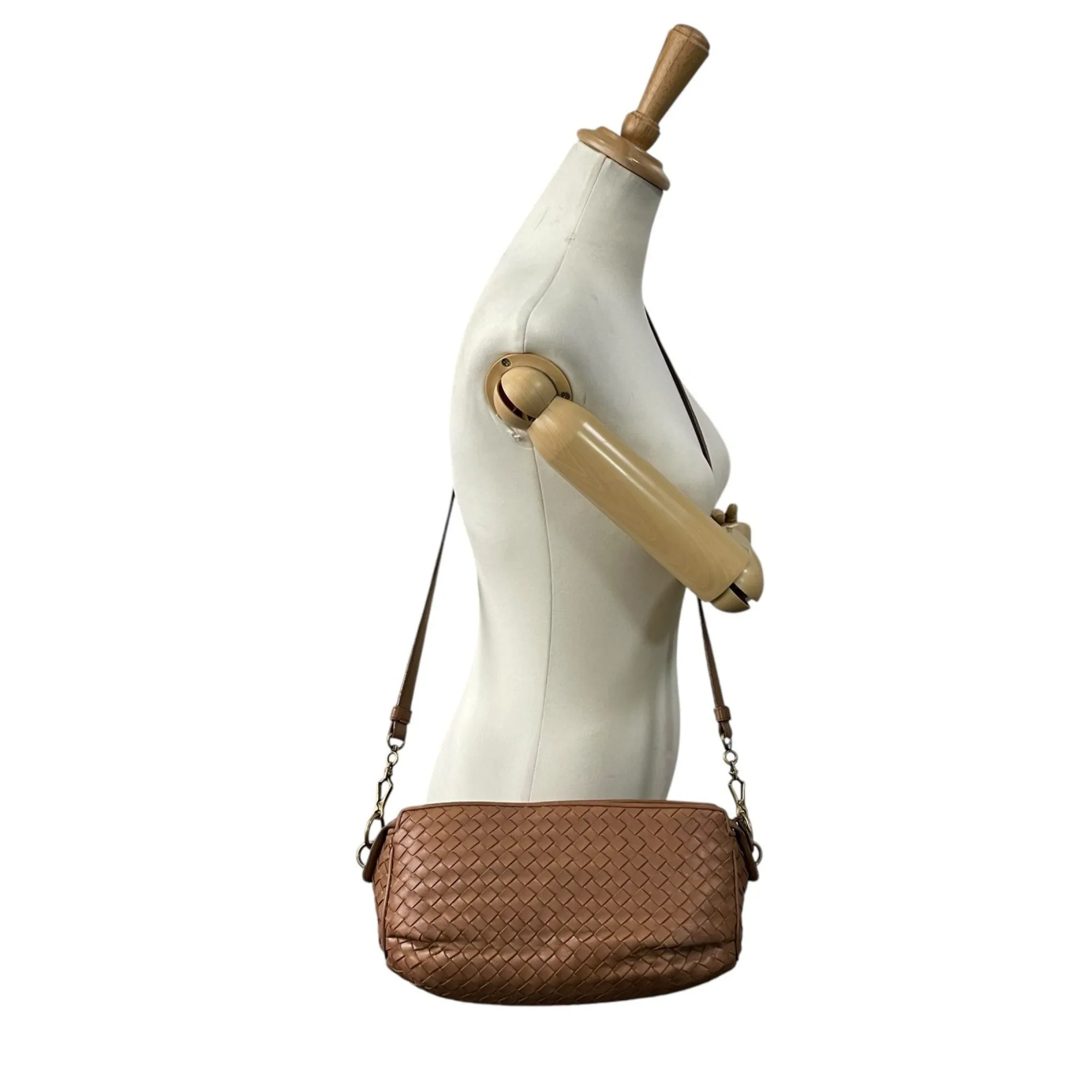 Bottega Veneta Intrecciato Shoulder Bag (Pre-Owned)