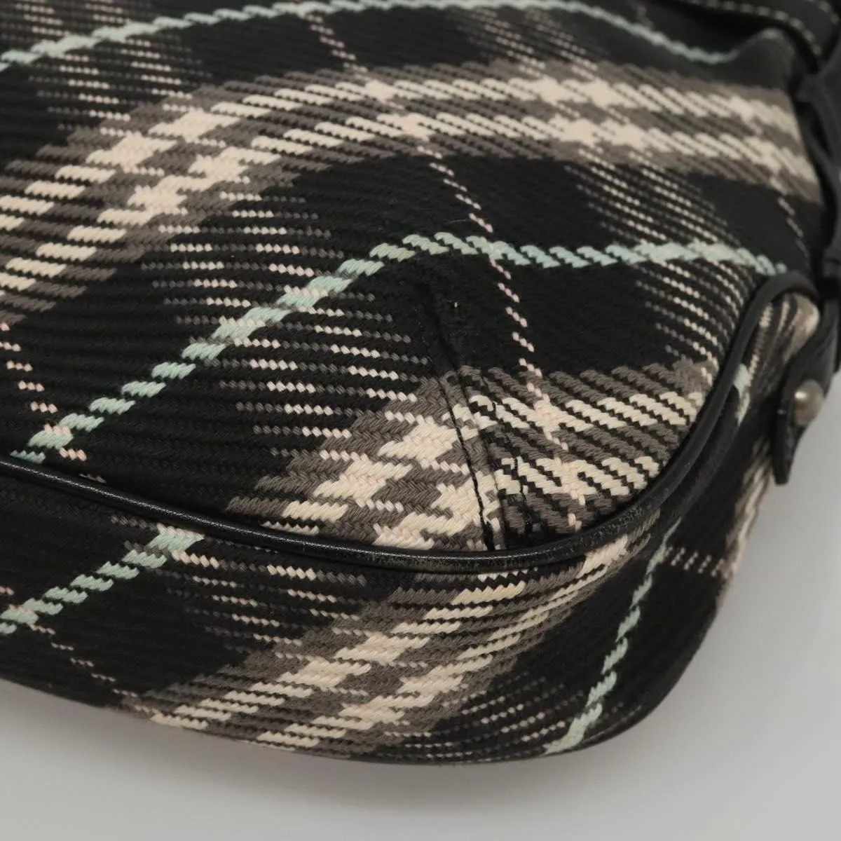 Burberry Nova Check Wool Shoulder Bag (Pre-Owned)
