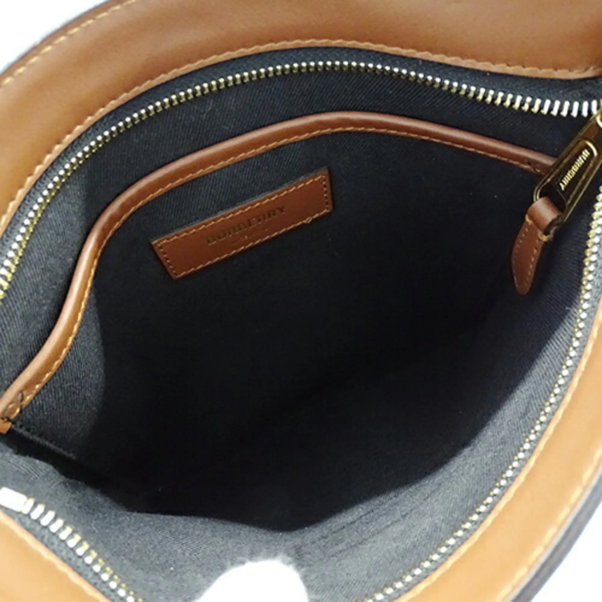 Burberry  Pvc Shoulder Bag (Pre-Owned)