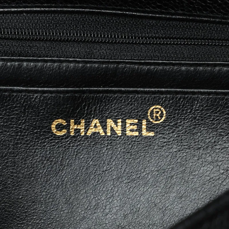 Chanel CC Caviar Vertical Quilted Single Flap Bag Leather Shoulder Bag in Good condition
