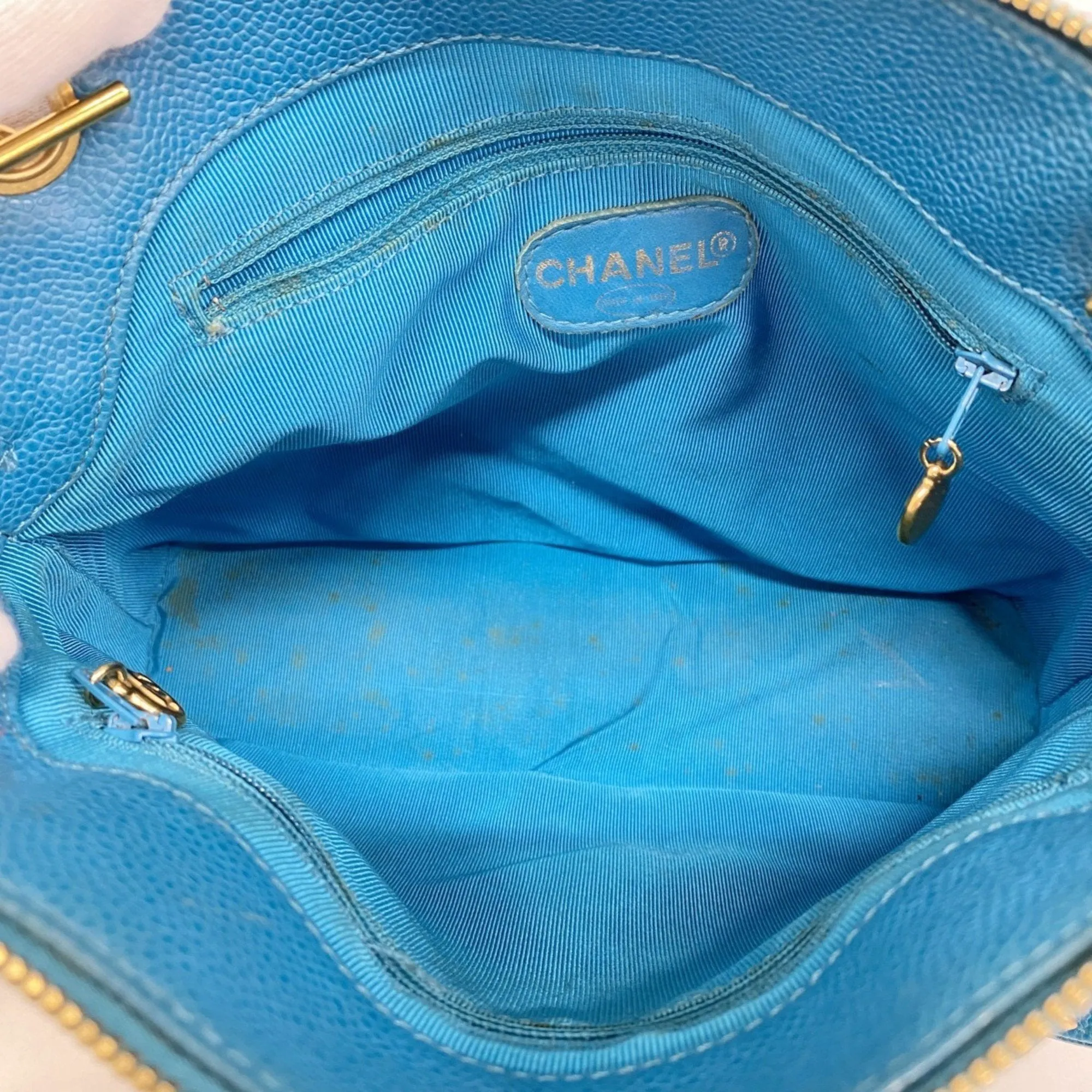 Chanel Grained Calfskin Shoulder Bag (Pre-Owned)