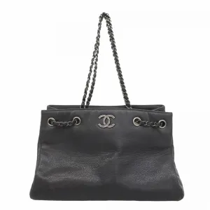 Chanel Grained Calfskin Shoulder Bag (Pre-Owned)
