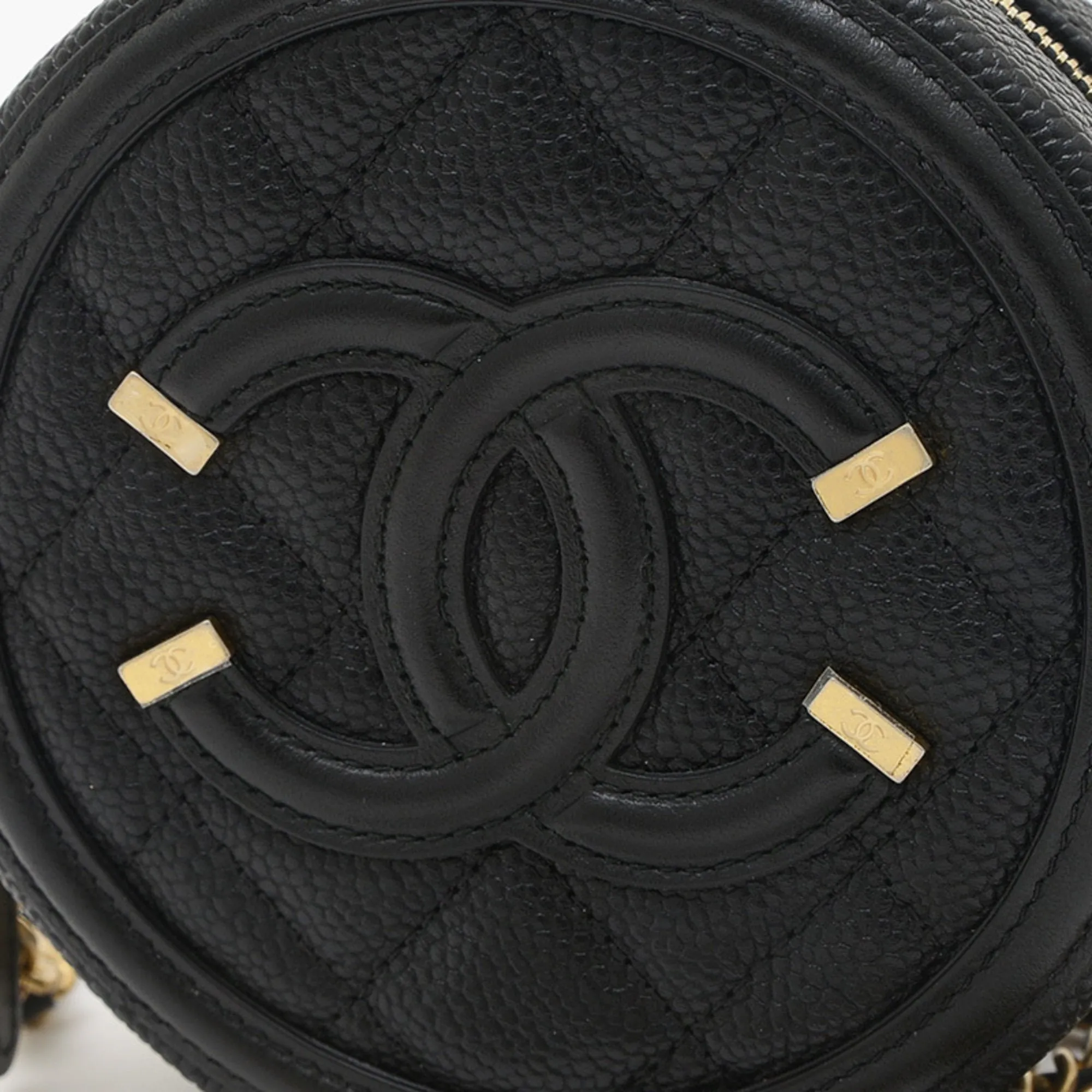 Chanel Grained Calfskin Shoulder Bag (Pre-Owned)