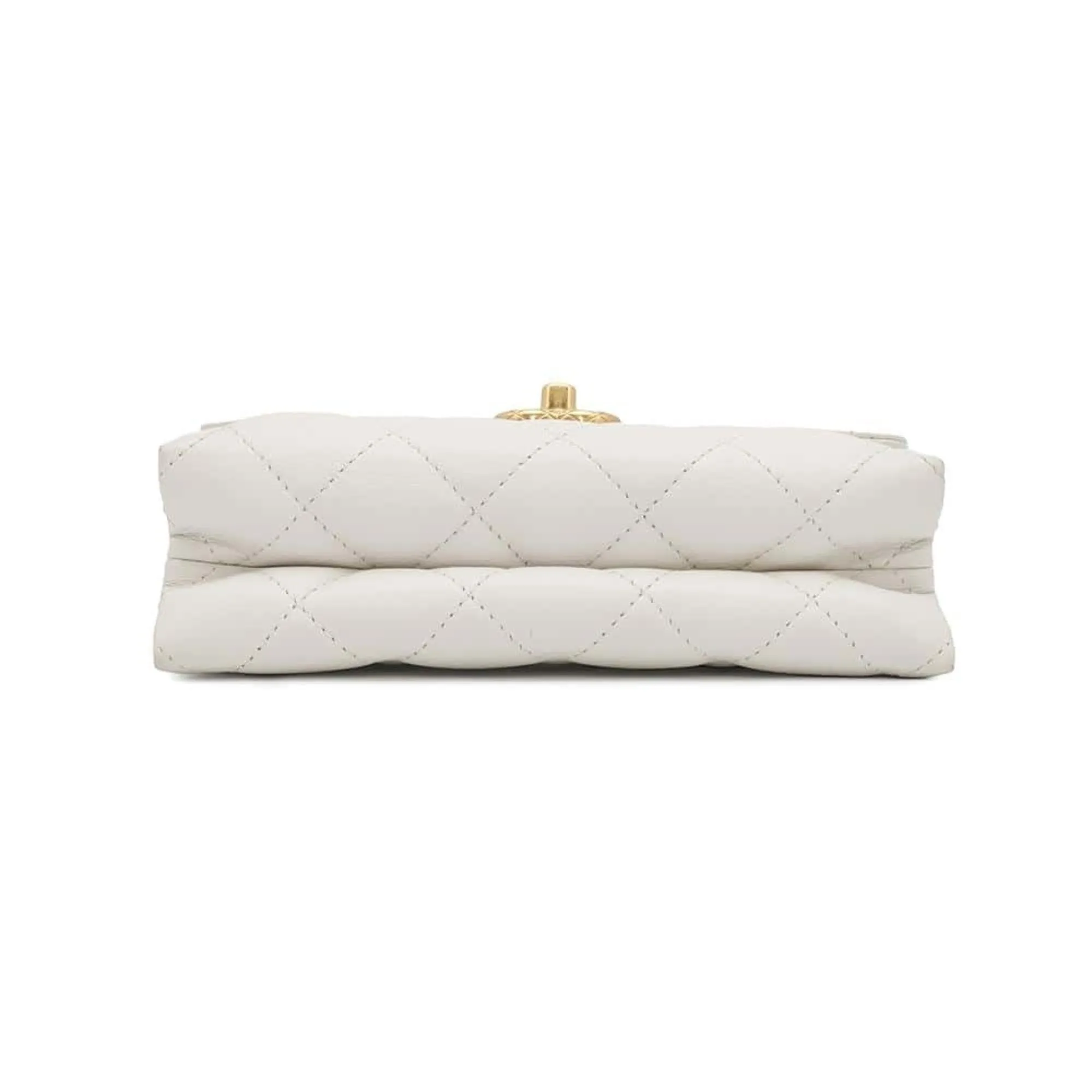 Chanel Leather Shoulder Bag (Pre-Owned)
