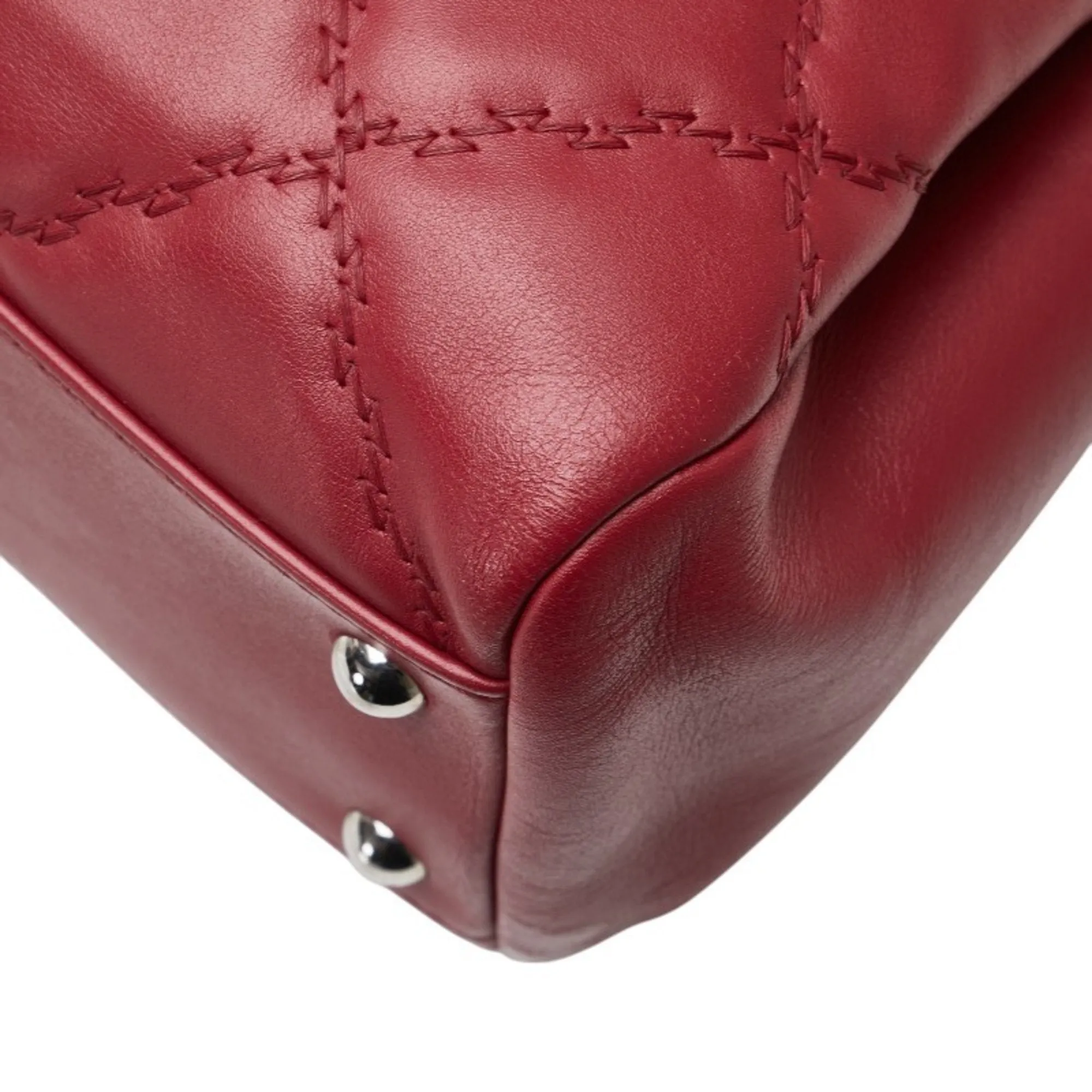 Chanel Leather Shoulder Bag (Pre-Owned)