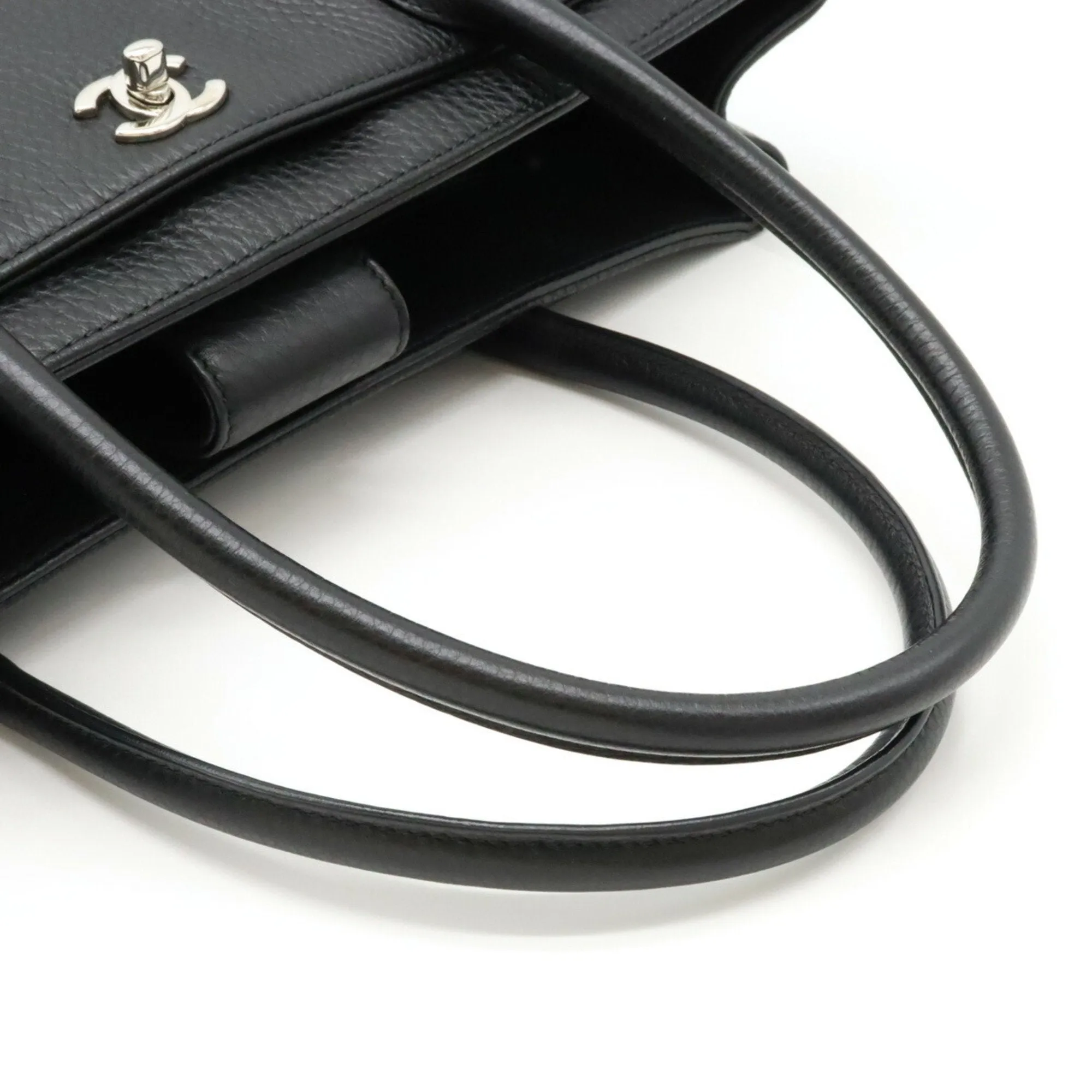 Chanel Leather Shoulder Bag Tote Bag (Pre-Owned)