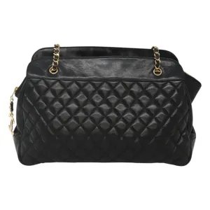 Chanel Matelass Calfskin Shoulder Bag (Pre-Owned)