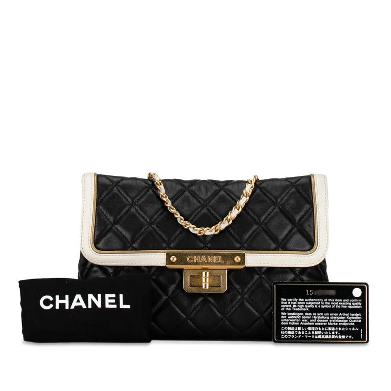 Chanel Reissue Quilted Leather Chain Flap Bag Leather Shoulder Bag in Good condition
