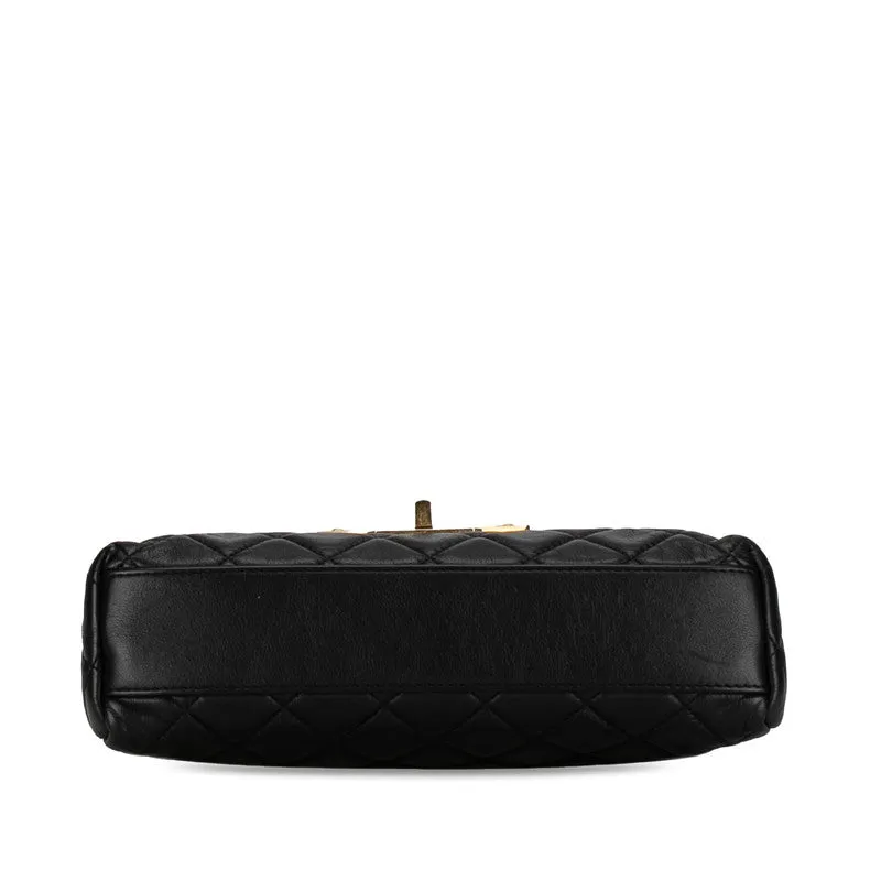 Chanel Reissue Quilted Leather Chain Flap Bag Leather Shoulder Bag in Good condition