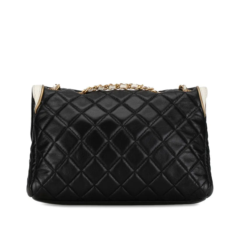 Chanel Reissue Quilted Leather Chain Flap Bag Leather Shoulder Bag in Good condition