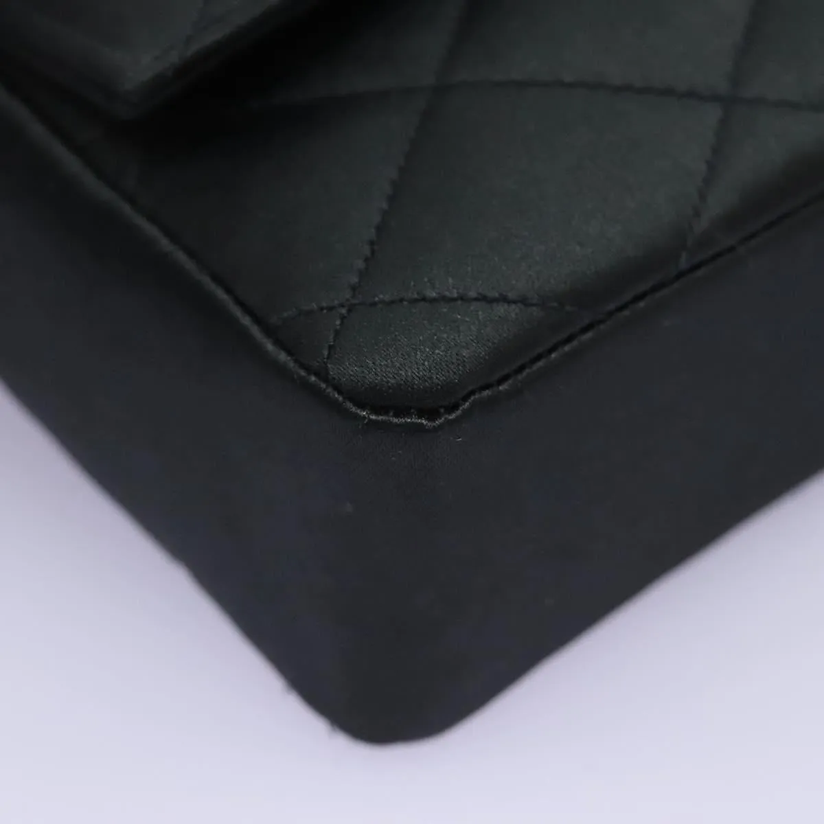 Chanel Timeless Synthetic Shoulder Bag (Pre-Owned)