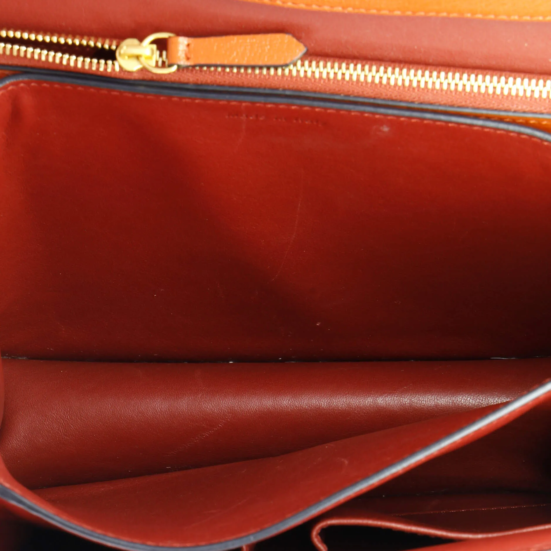 Classic Box Bag Smooth Leather Medium