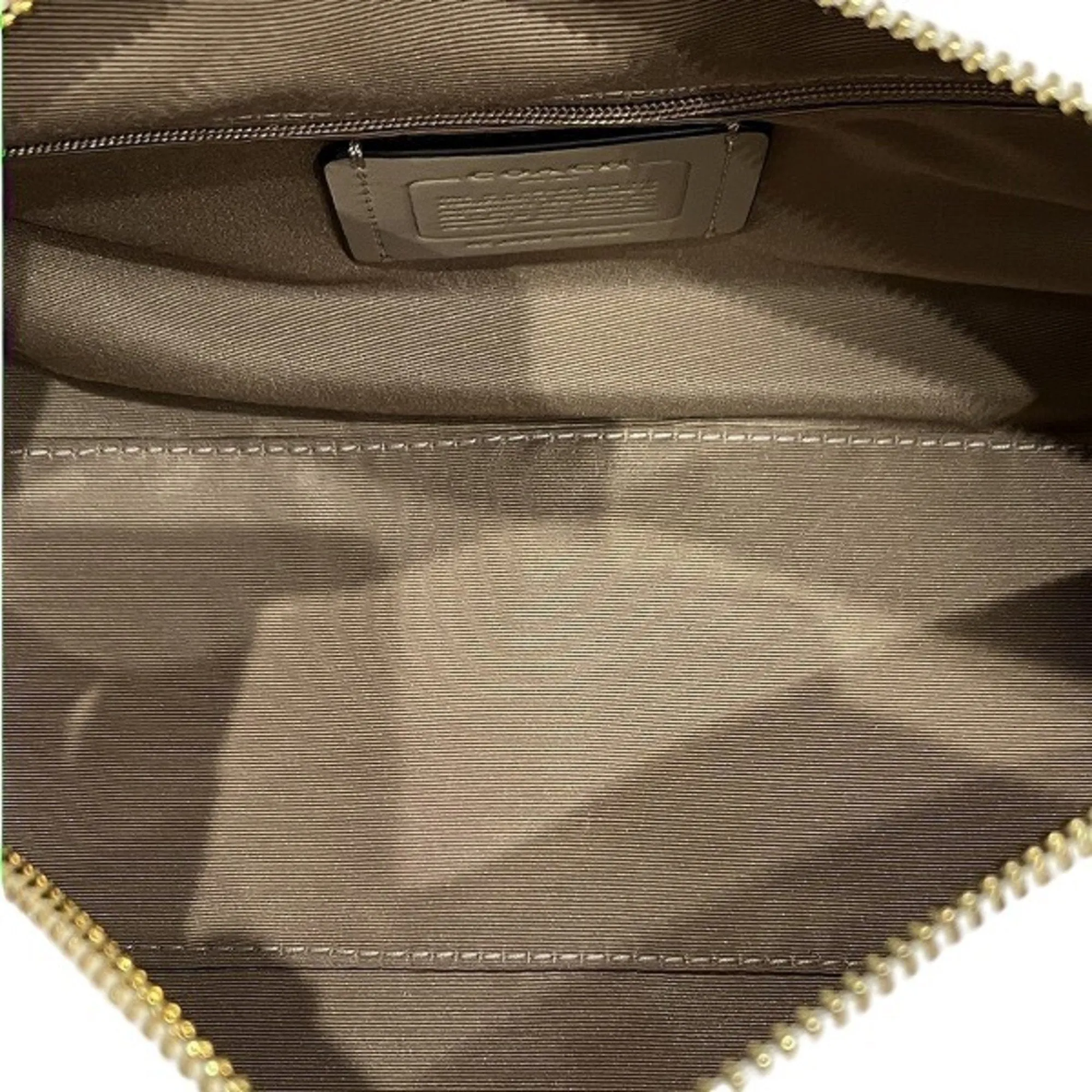 Coach  Leather Handbag Shoulder Bag (Pre-Owned)