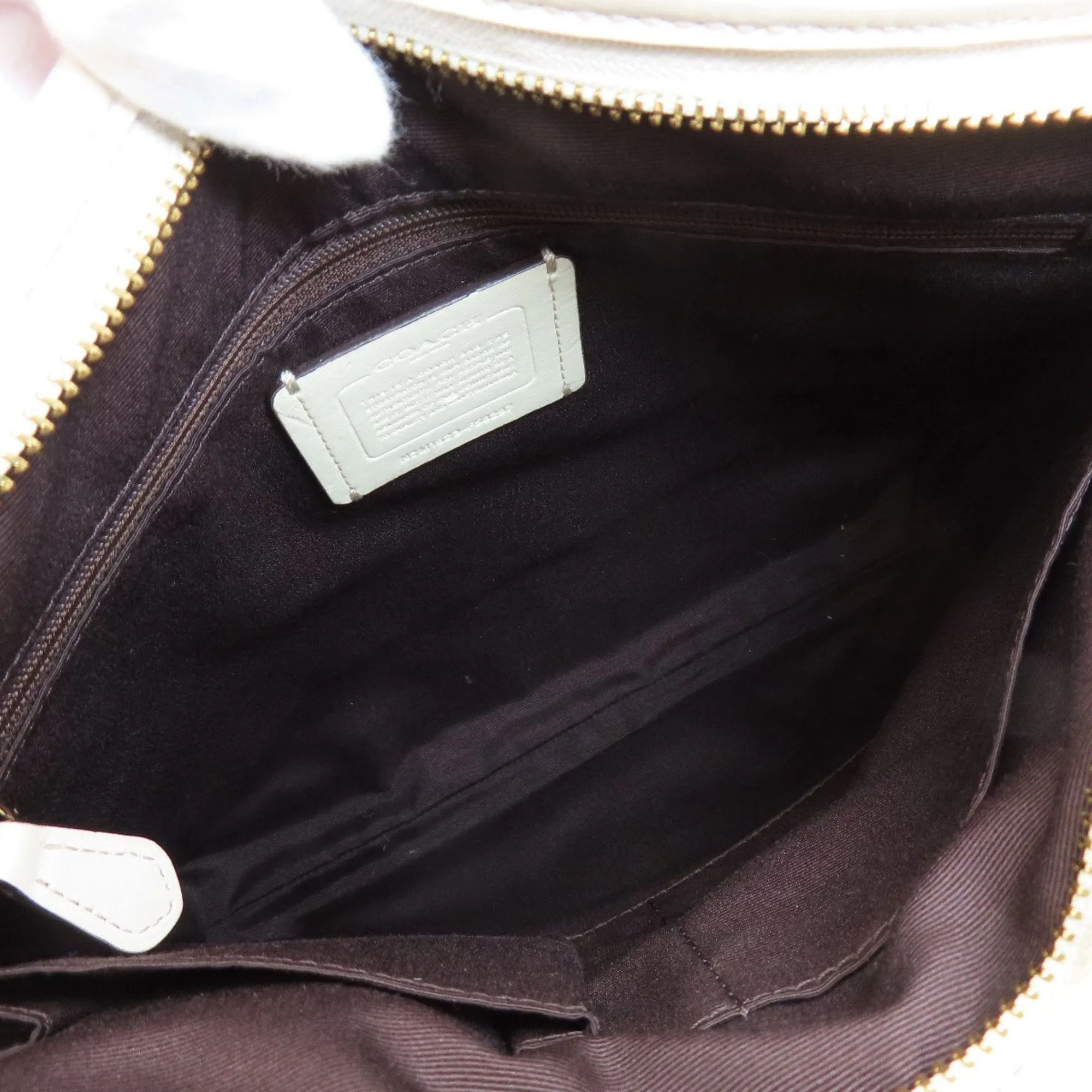 Coach Signature  Canvas Shoulder Bag (Pre-Owned)