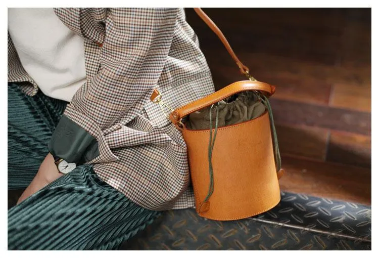 Fashion Womens Small Structured Red Leather Bucket Handbag Shoulder Bag Leather Drawstring Bucket Crossbody Bag