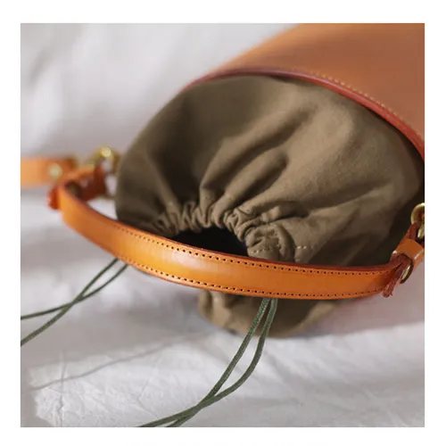 Fashion Womens Small Structured Red Leather Bucket Handbag Shoulder Bag Leather Drawstring Bucket Crossbody Bag