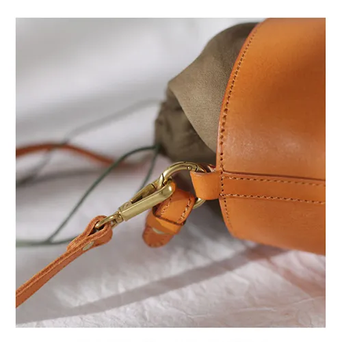 Fashion Womens Small Structured Red Leather Bucket Handbag Shoulder Bag Leather Drawstring Bucket Crossbody Bag