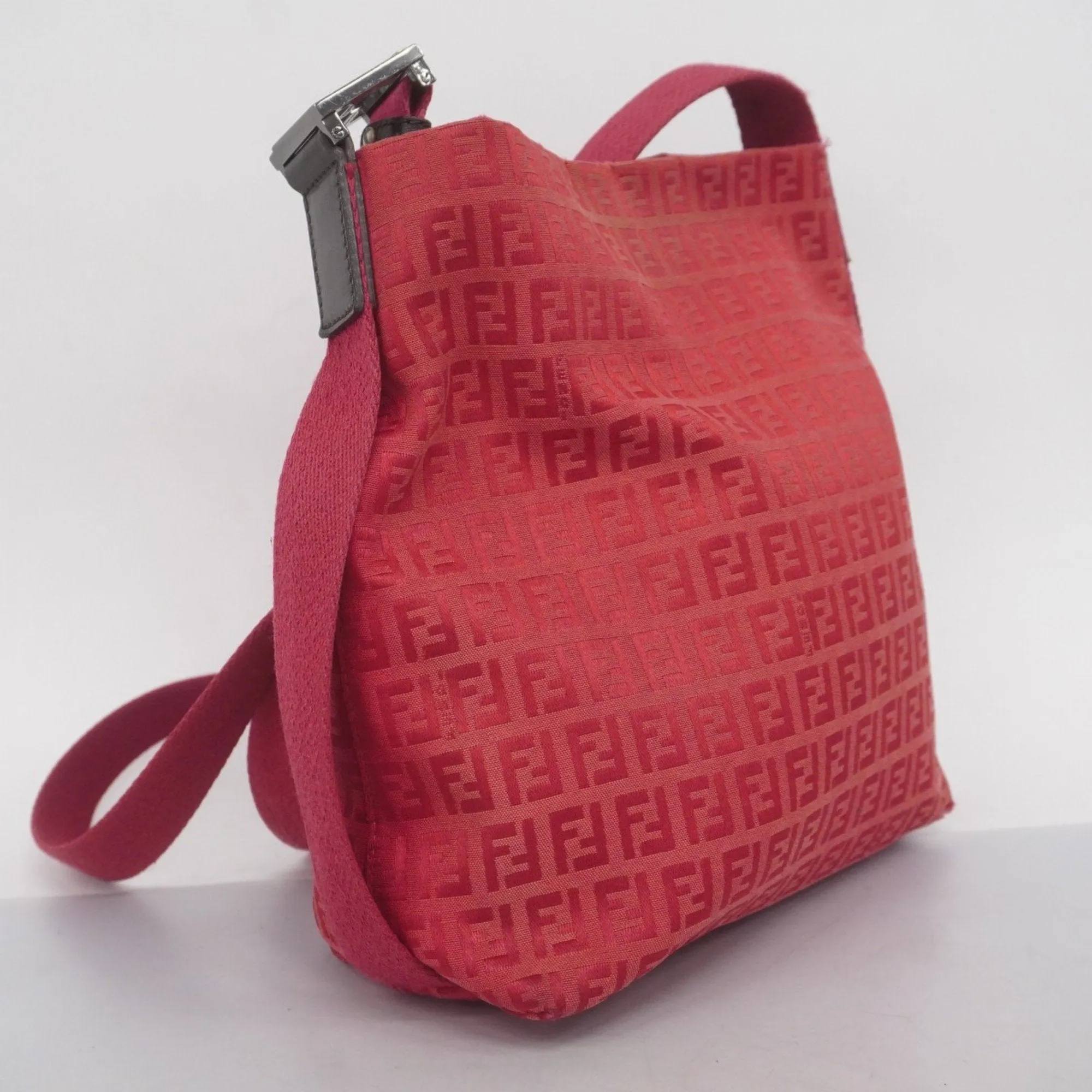 Fendi Nylon Canvas Shoulder Bag (Pre-Owned)