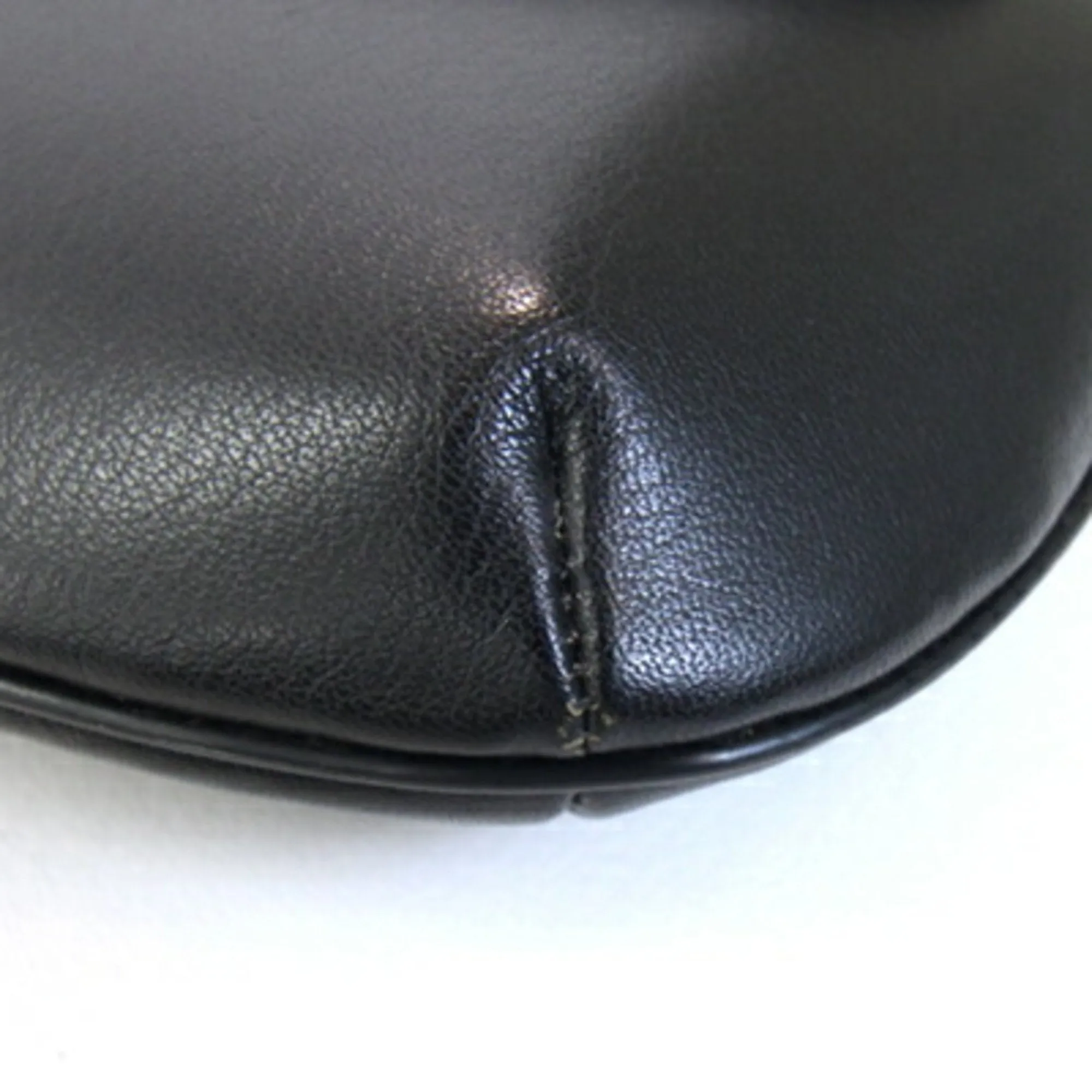Givenchy Leather Pochette Shoulder Bag (Pre-Owned)