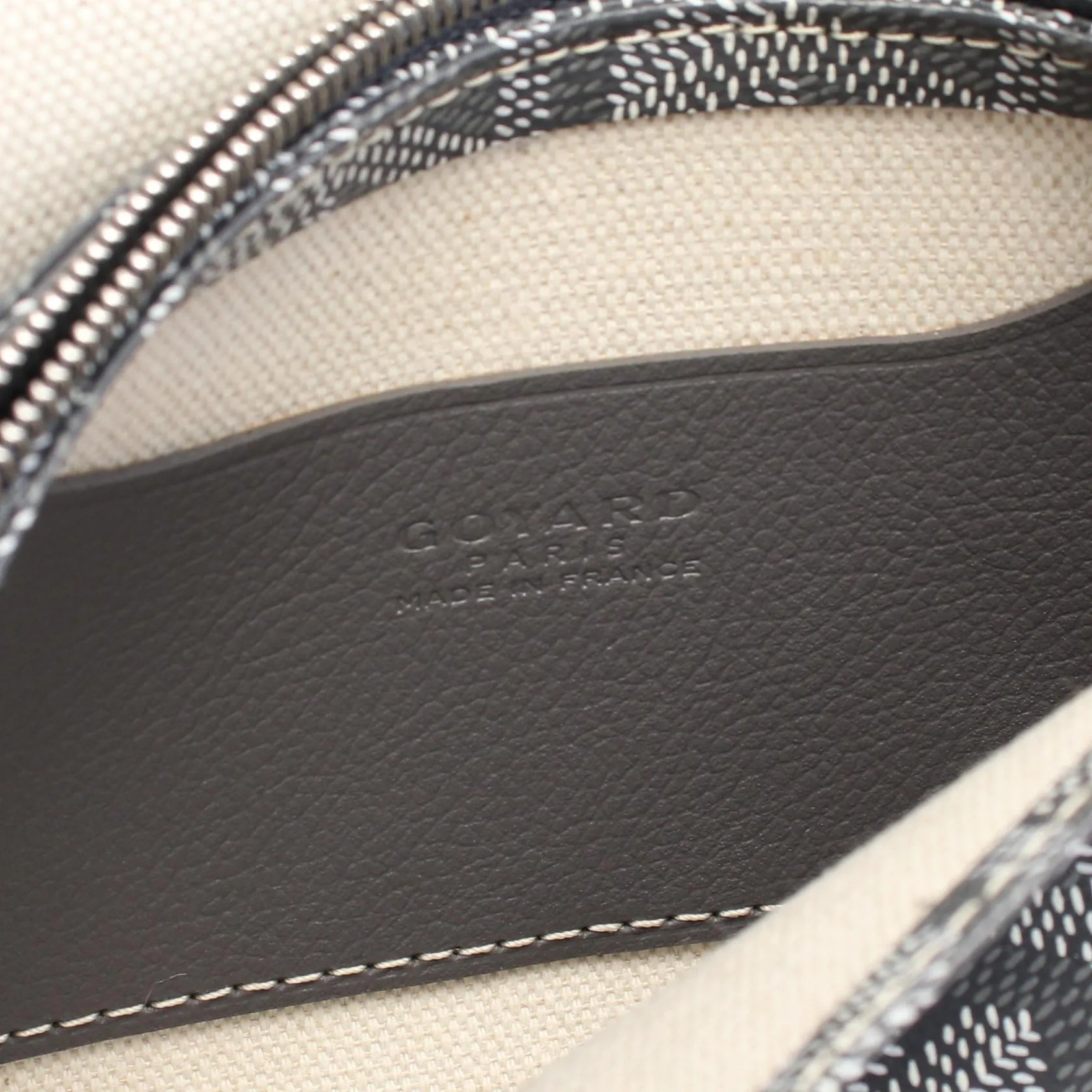 Goyard Plume Pouch Wallet Shoulder Bag PVC Canvas