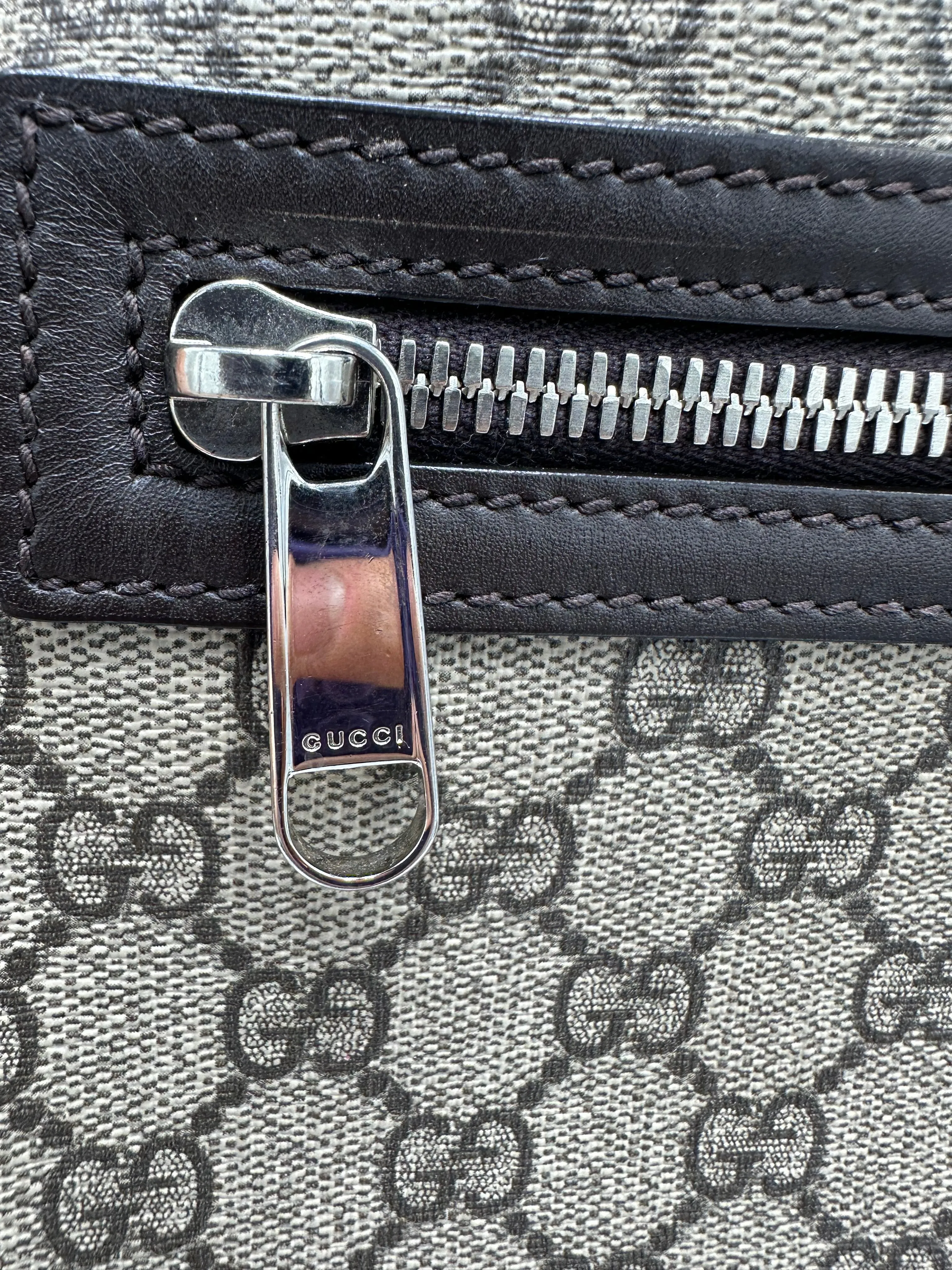 Gucci GG Supreme Canvas Luxury Crossbody