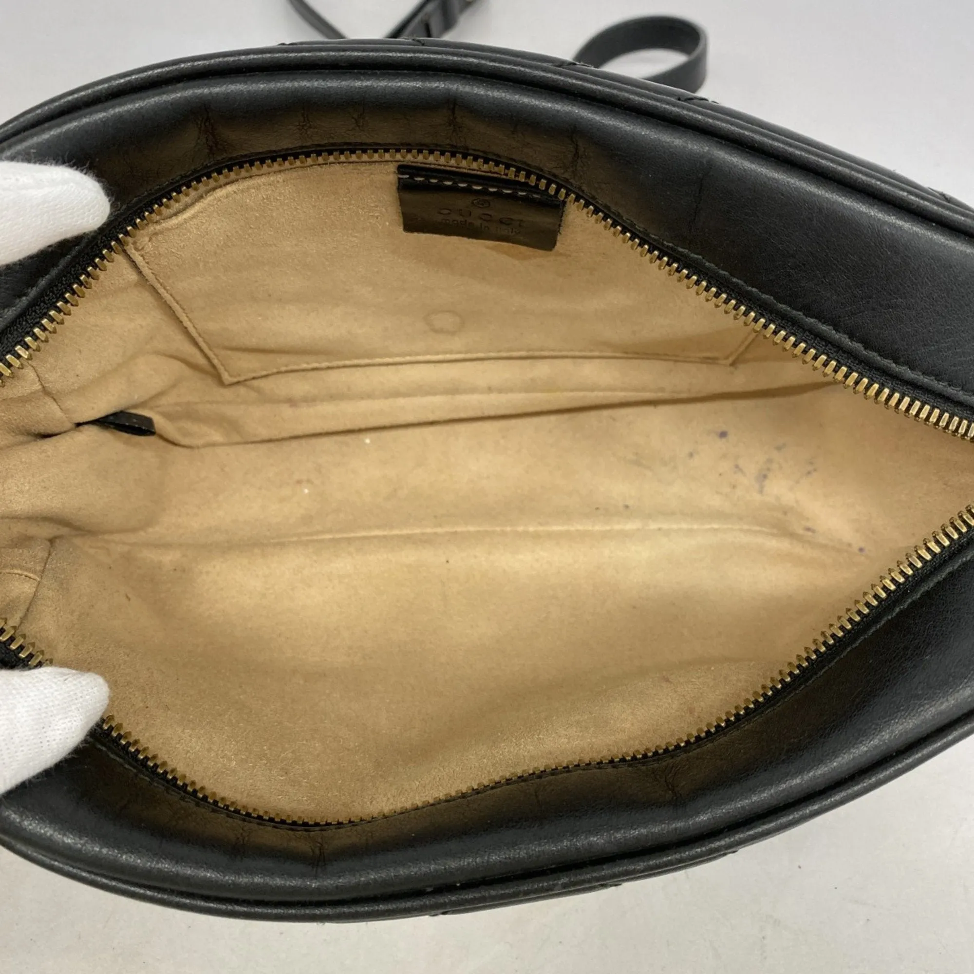 Gucci Leather Shoulder Bag (Pre-Owned)