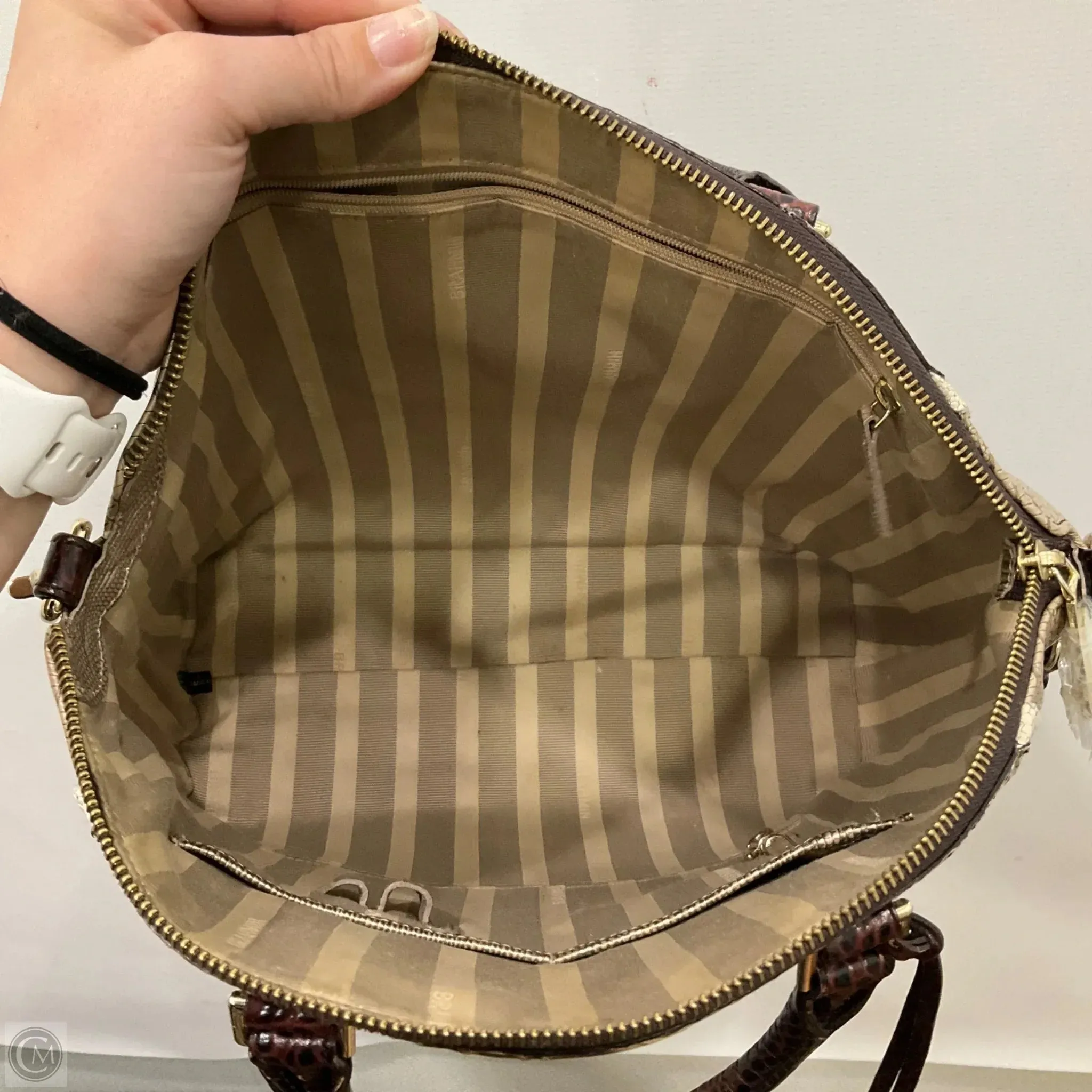 Handbag Designer By Brahmin, Size: Medium