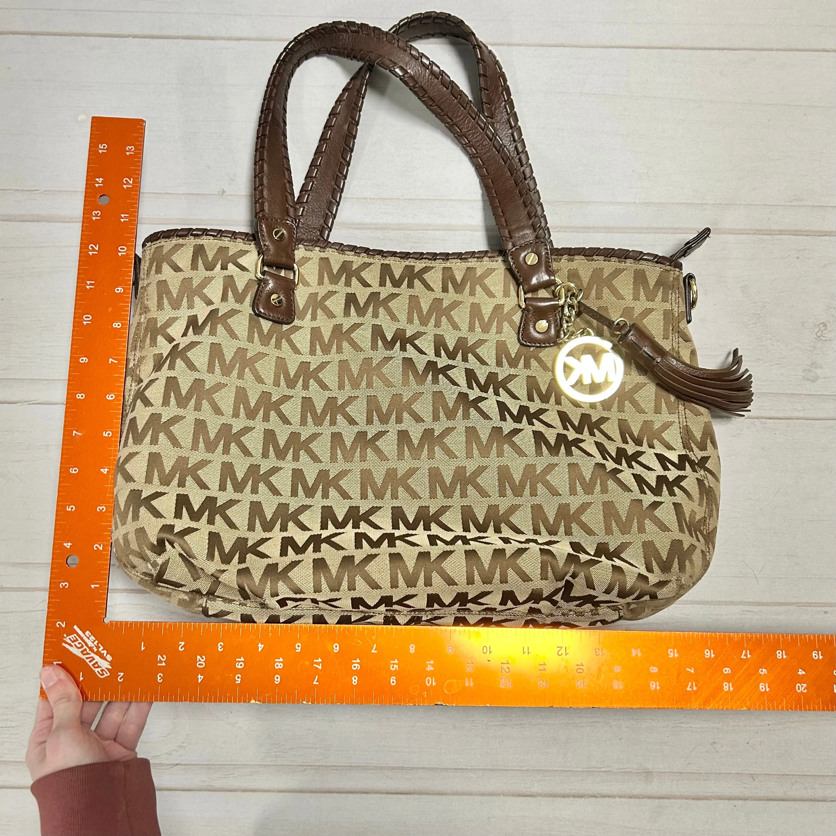 Handbag Designer By Michael Kors, Size: Large