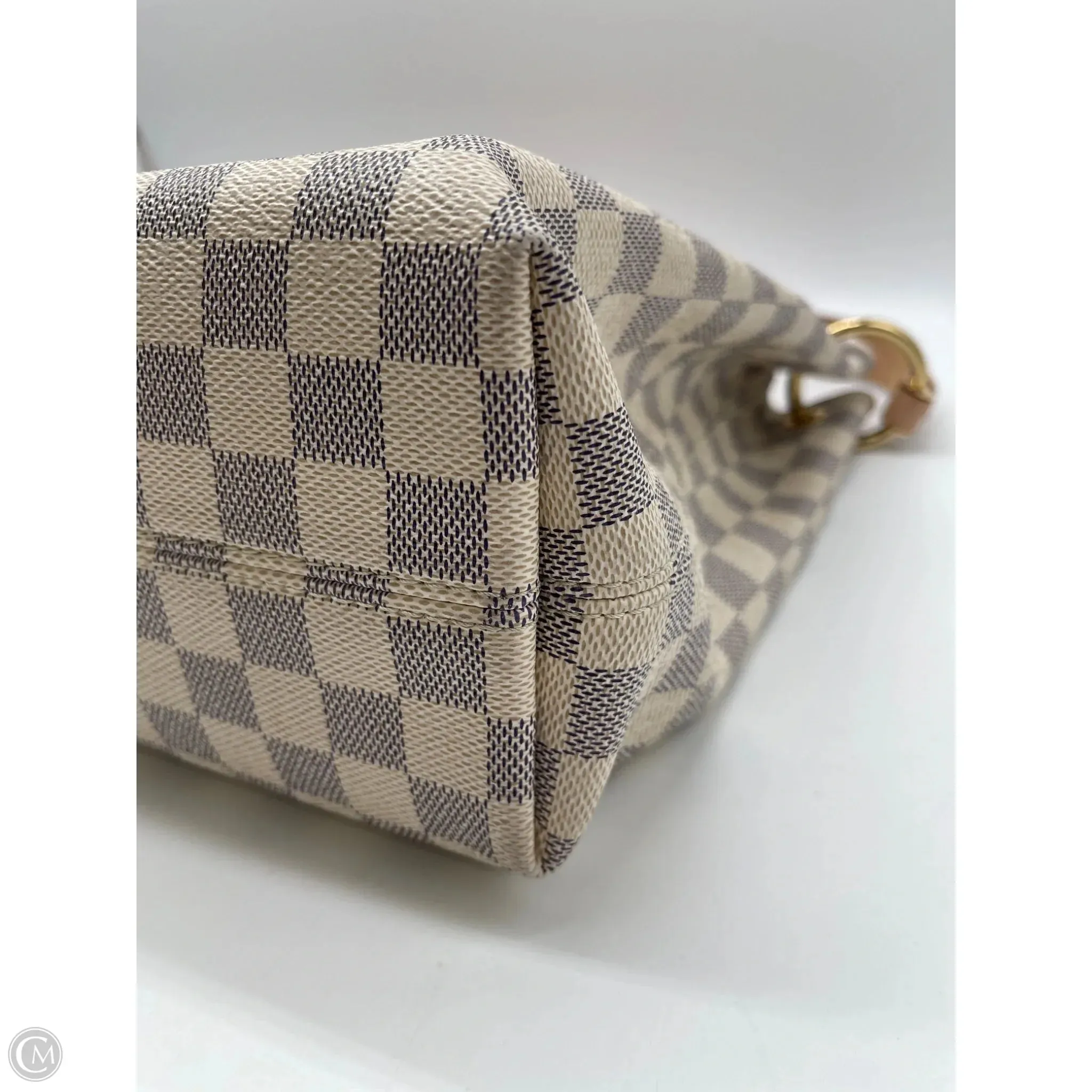 Handbag Luxury Designer By Louis Vuitton, Size: Large