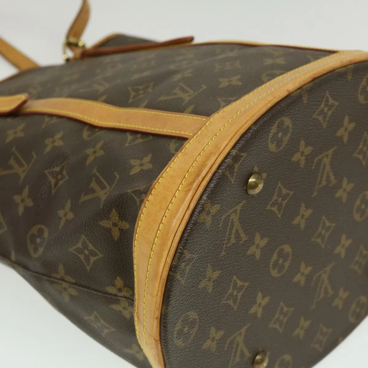 Louis Vuitton Bucket Shoulder Bag