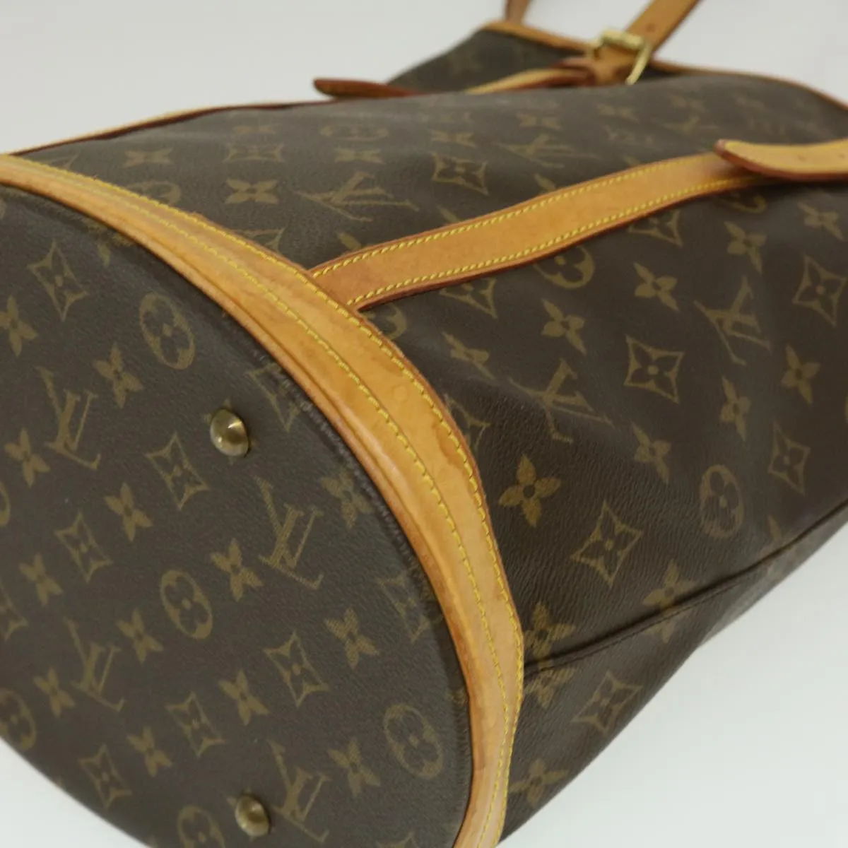 Louis Vuitton Bucket Shoulder Bag