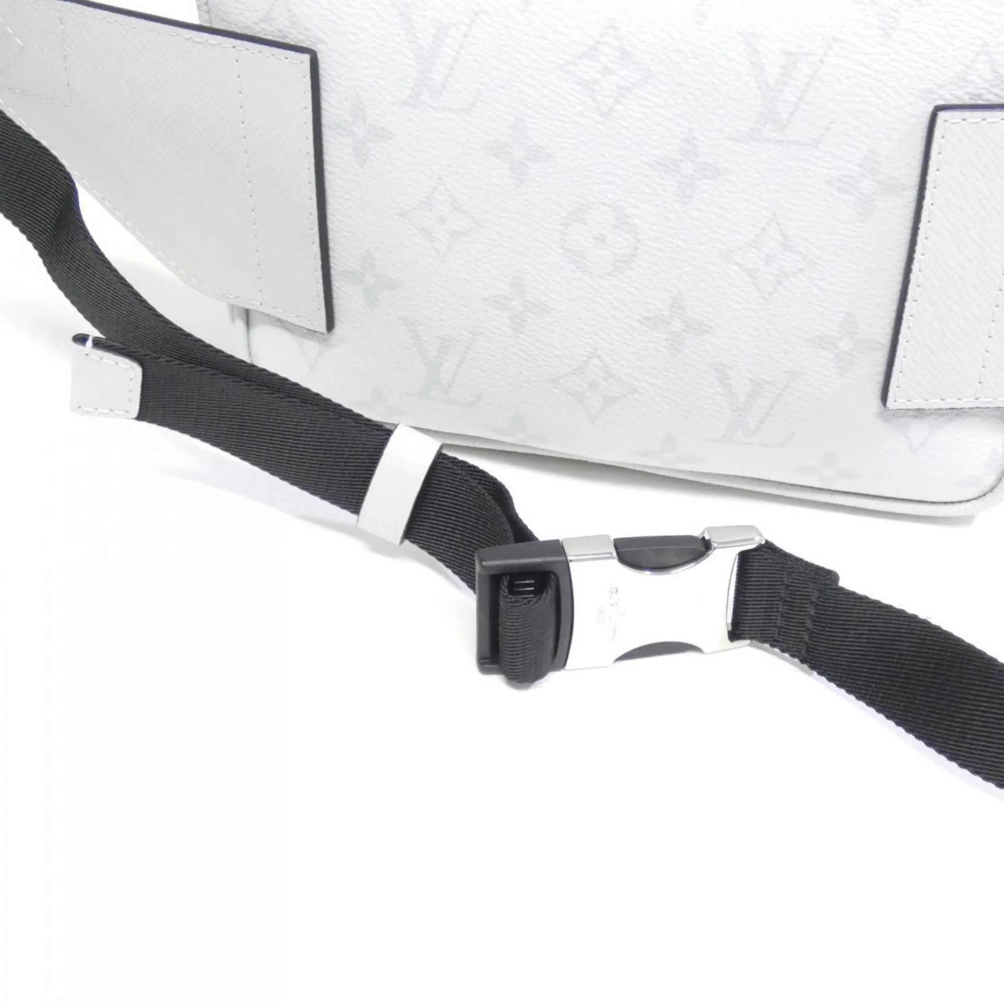 Louis Vuitton Bum Bag Canvas Shoulder Bag (Pre-Owned)
