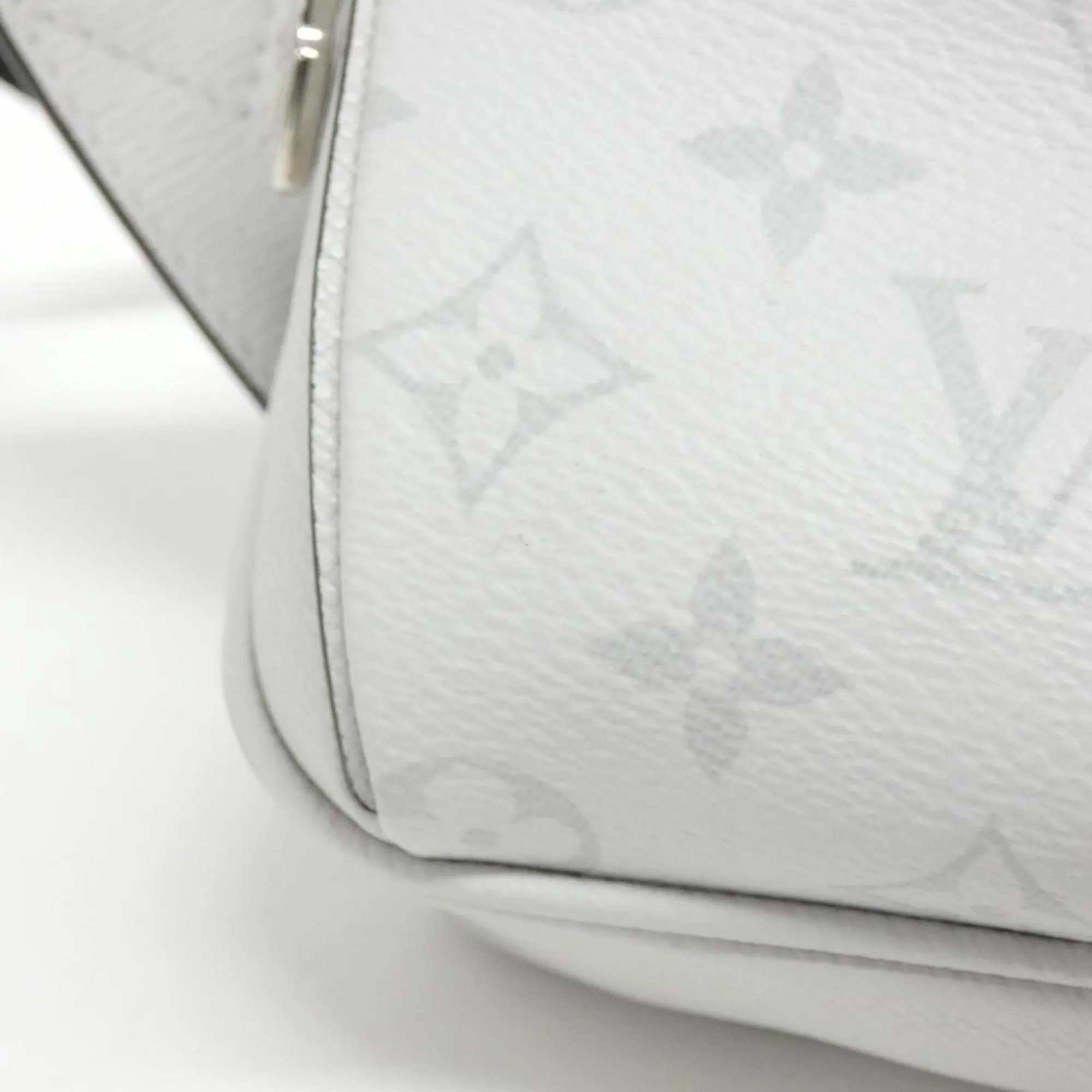 Louis Vuitton Bum Bag Canvas Shoulder Bag (Pre-Owned)