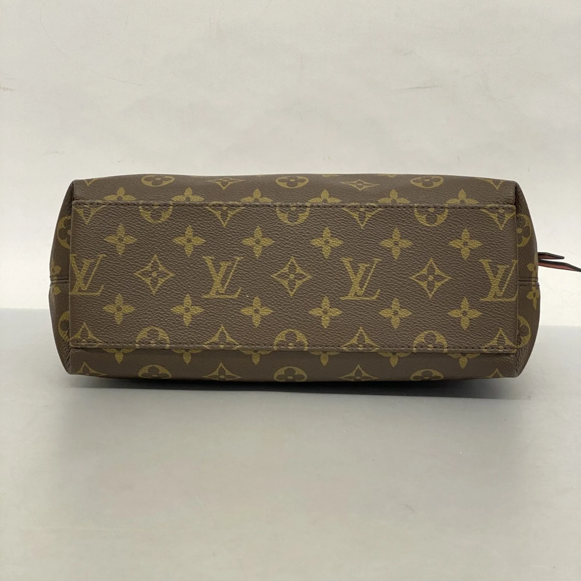 Louis Vuitton  Caramel Shoulder Bag