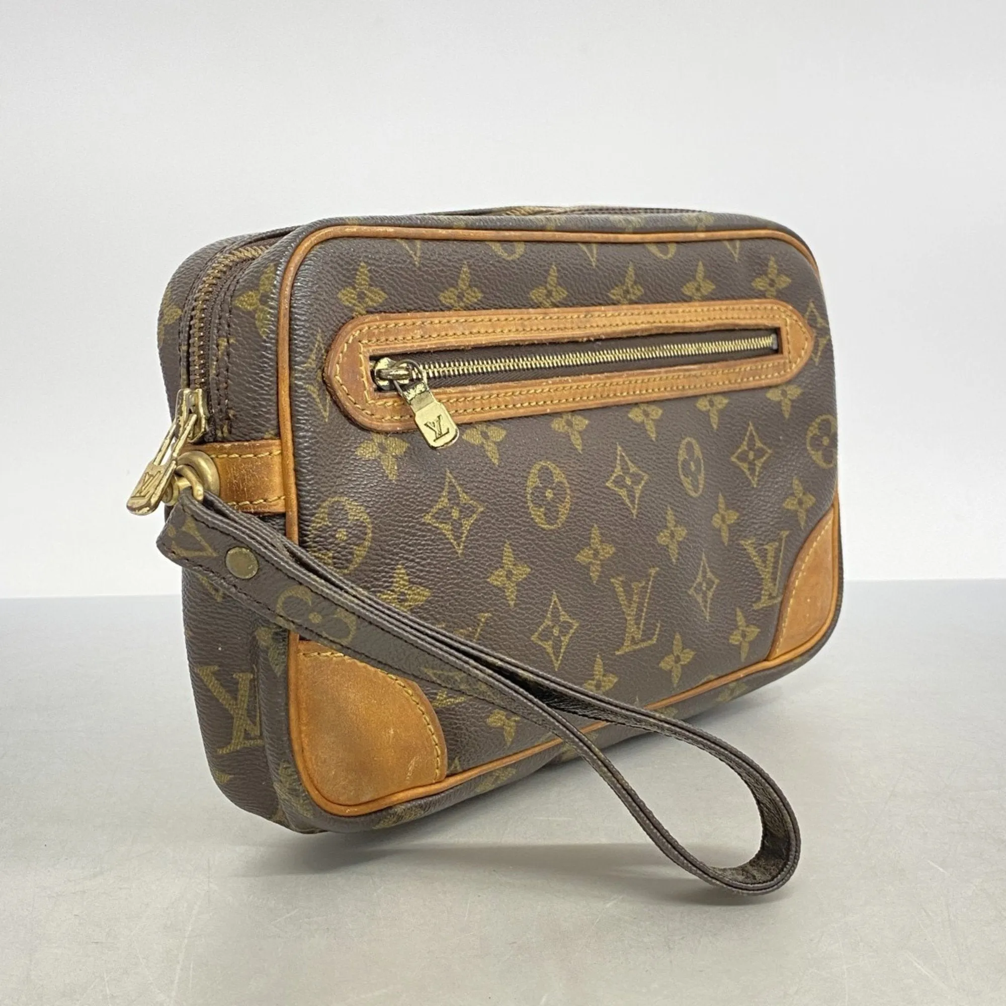 Louis Vuitton Clutch Bag (Pre-Owned)