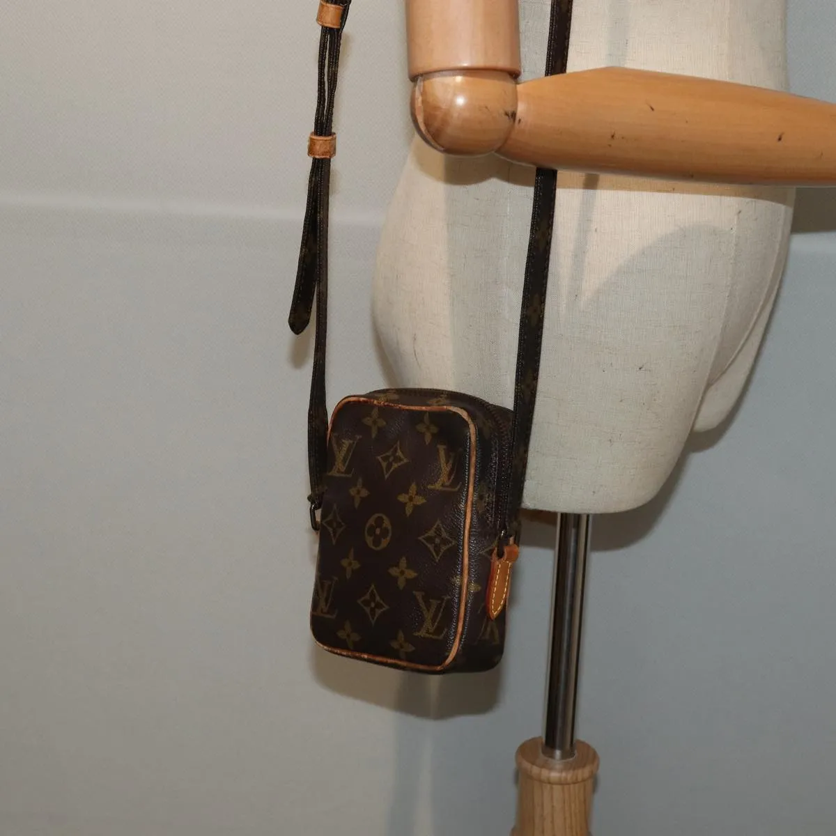 LOUIS VUITTON Danube Shoulder Bag