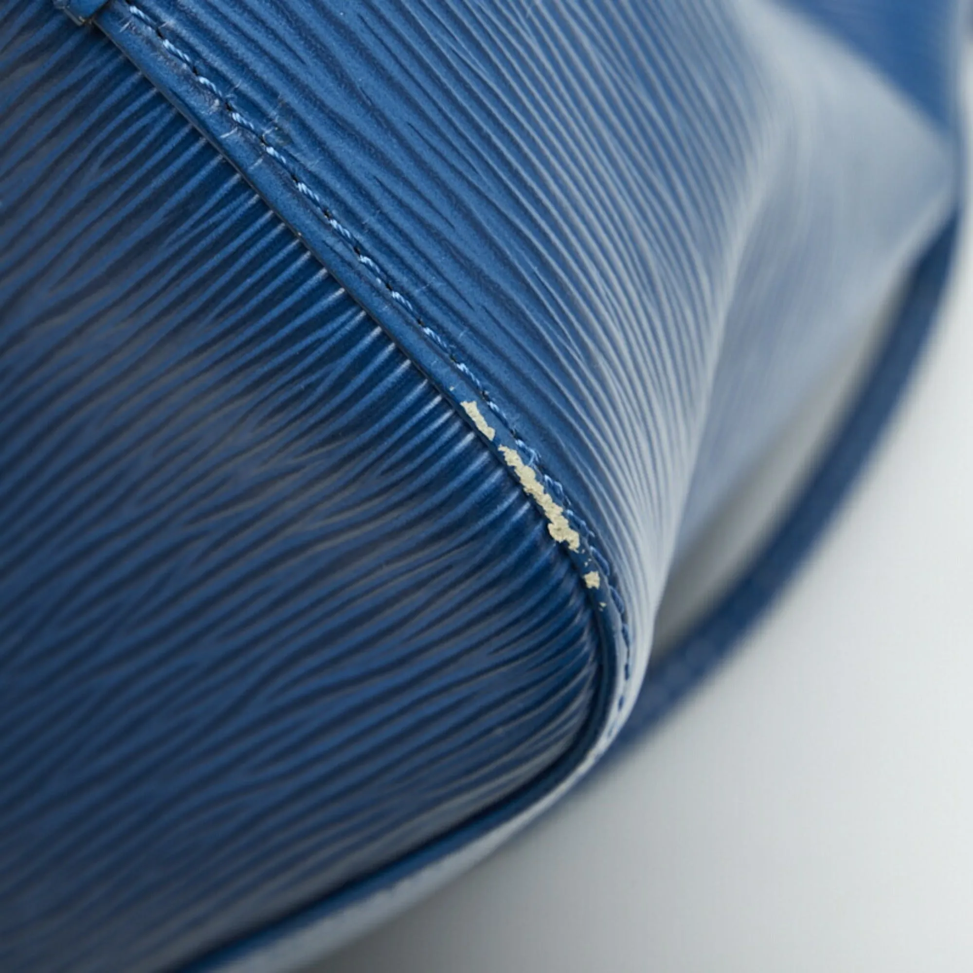 Louis Vuitton Epi  Leather Shoulder Bag