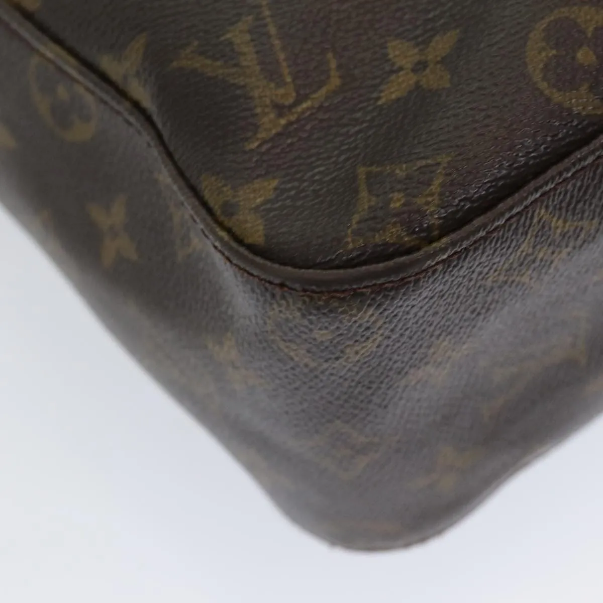 LOUIS VUITTON Looping GM Shoulder Bag