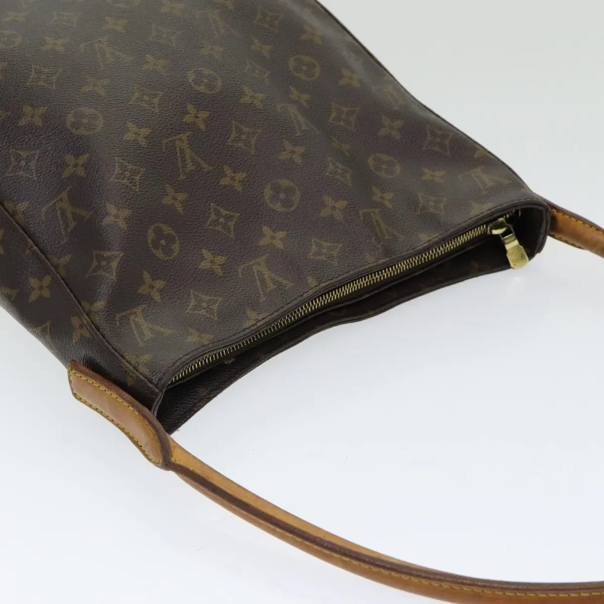 LOUIS VUITTON Looping GM Shoulder Bag