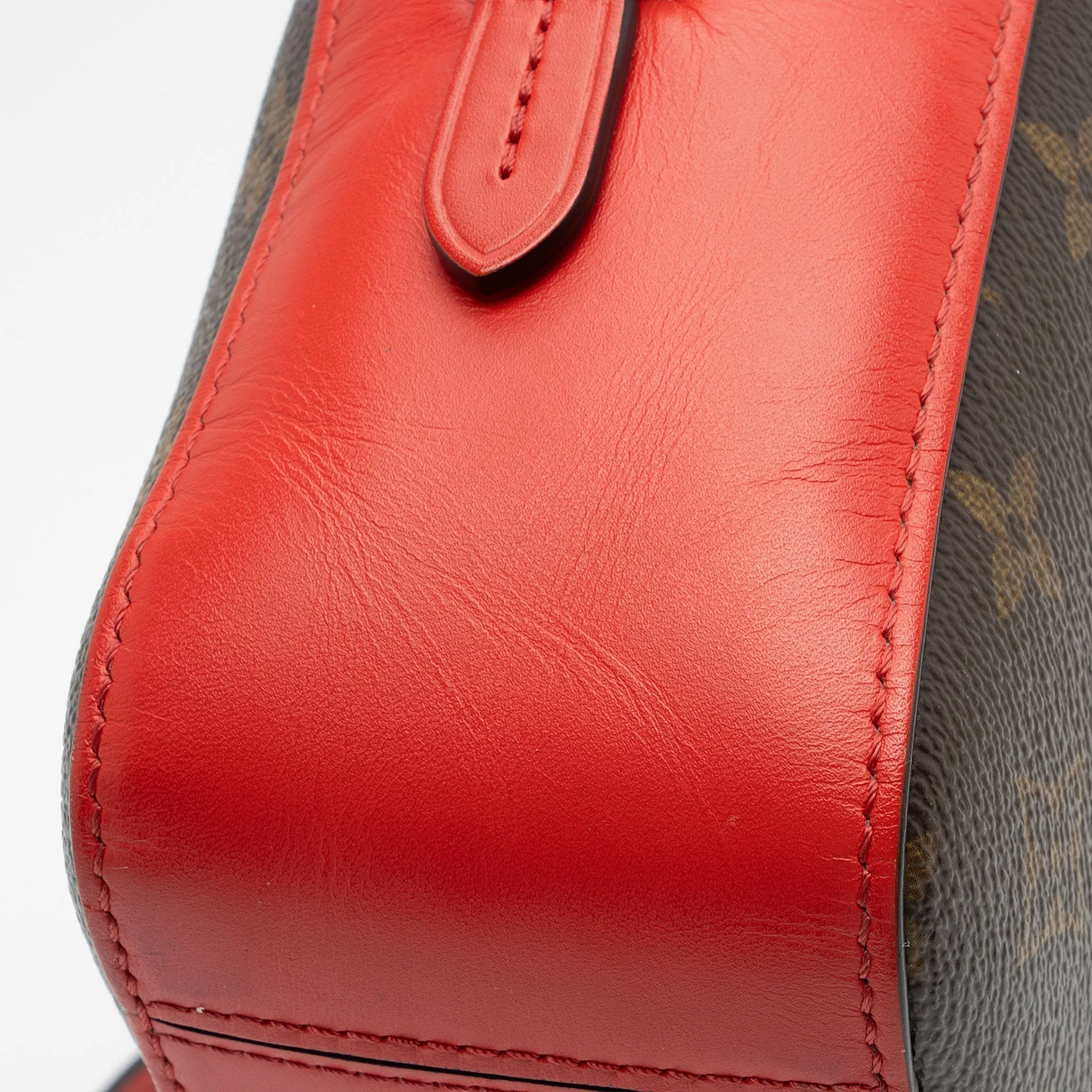 Louis Vuitton Monogram Canvas Saintonge Shoulder Bag (SHF-ocuBDh)