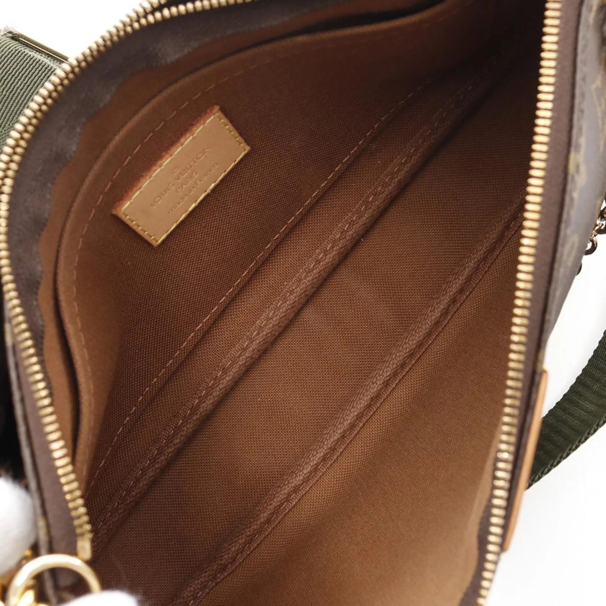 Louis Vuitton  Monogram Monogram Shoulder Bag (Pre-Owned)