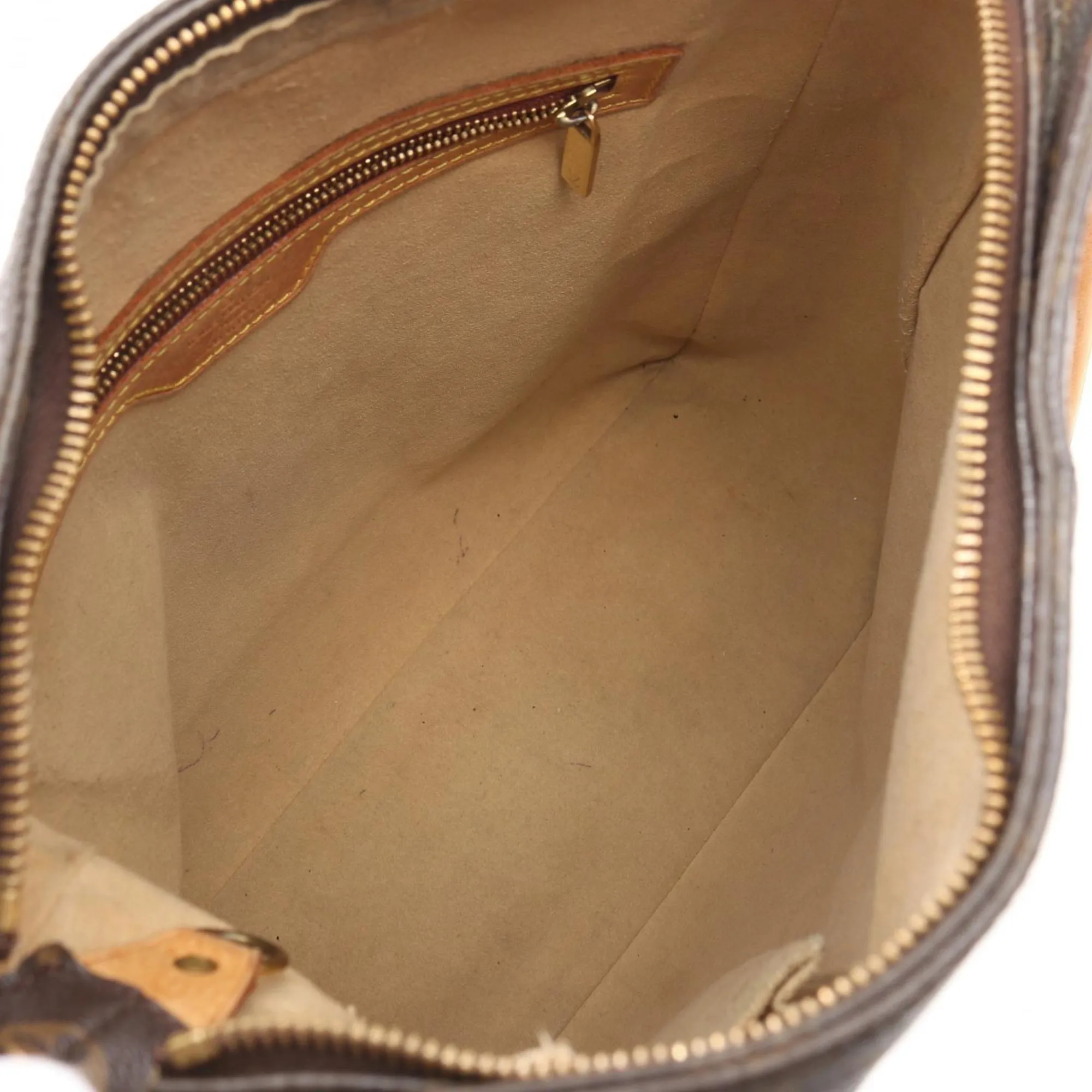 Louis Vuitton Monogram Monogram Shoulder Bag (Pre-Owned)