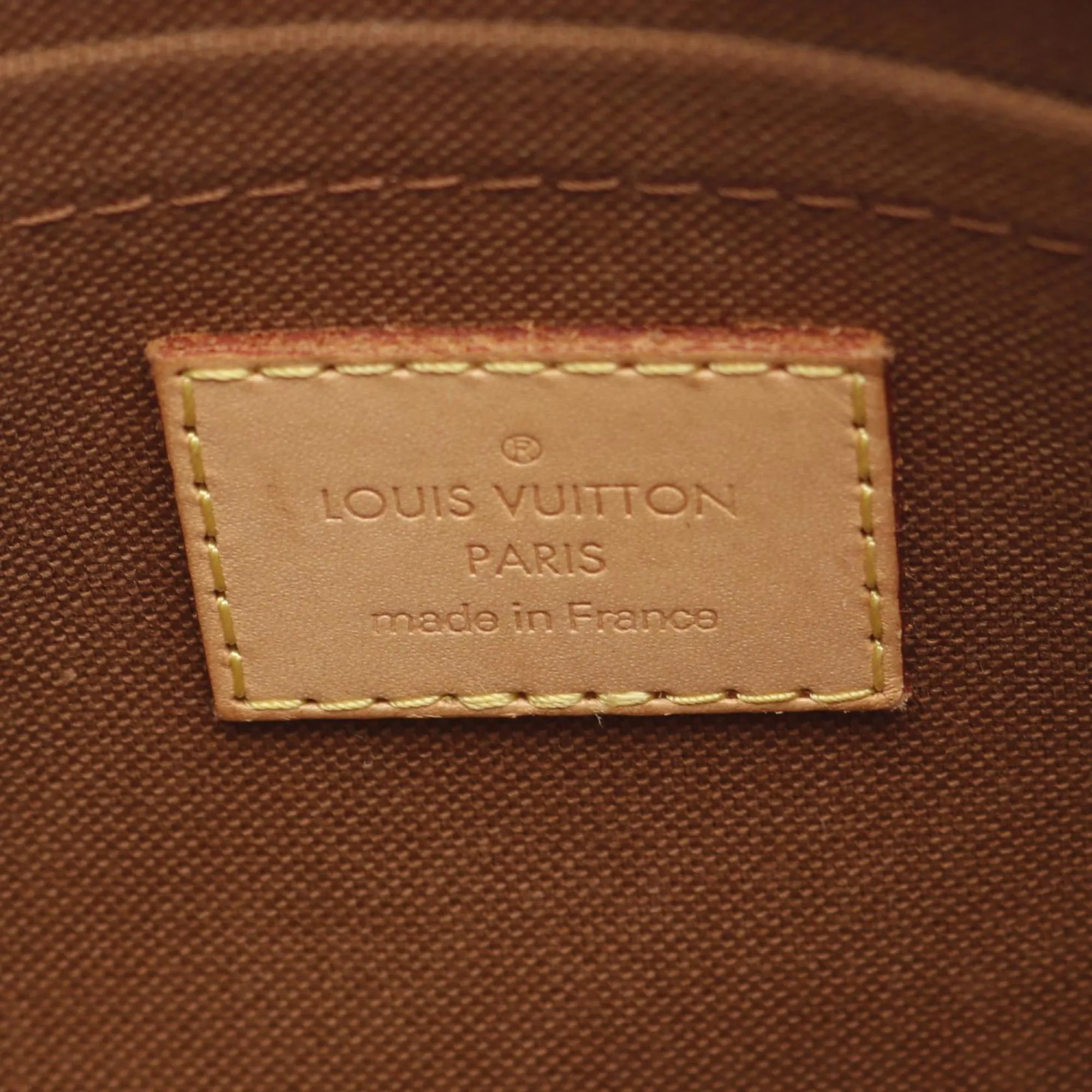 Louis Vuitton  Monogram Monogram Shoulder Bag (Pre-Owned)