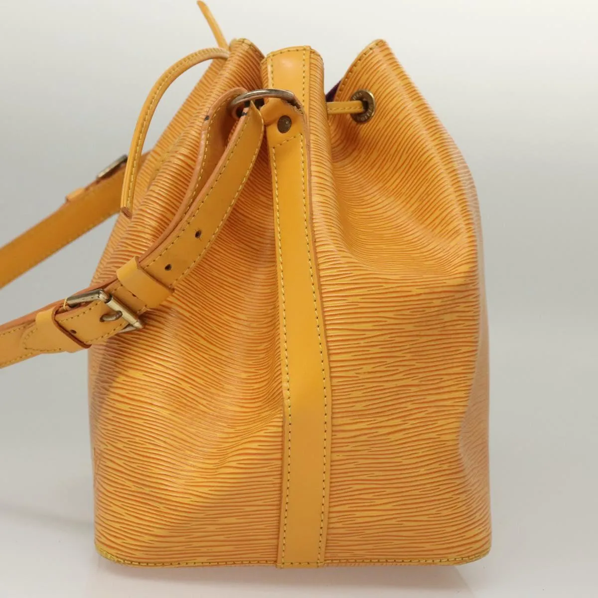 Louis Vuitton Petit No Leather Shoulder Bag (Pre-Owned)