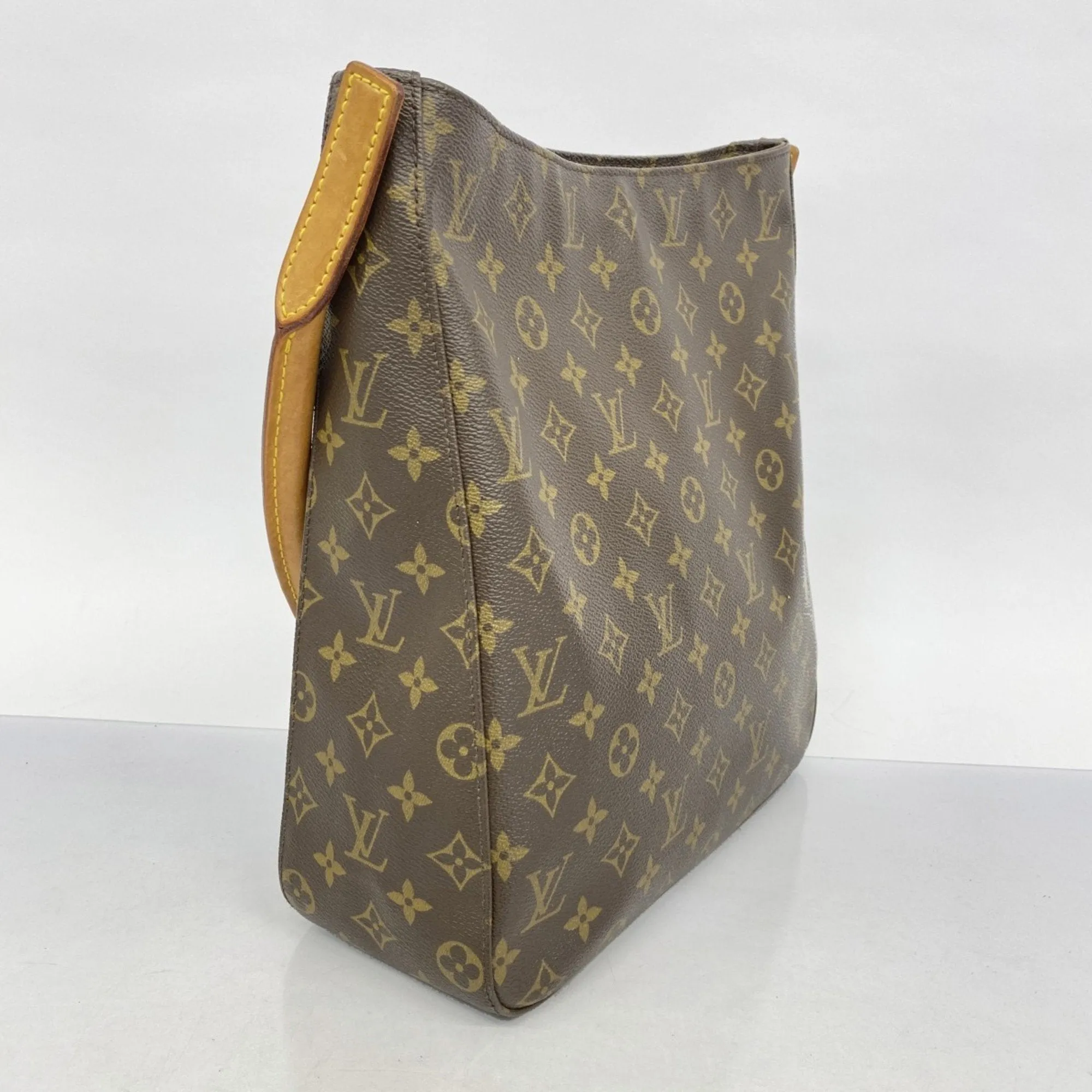 Louis Vuitton Shoulder Bag (Pre-Owned)