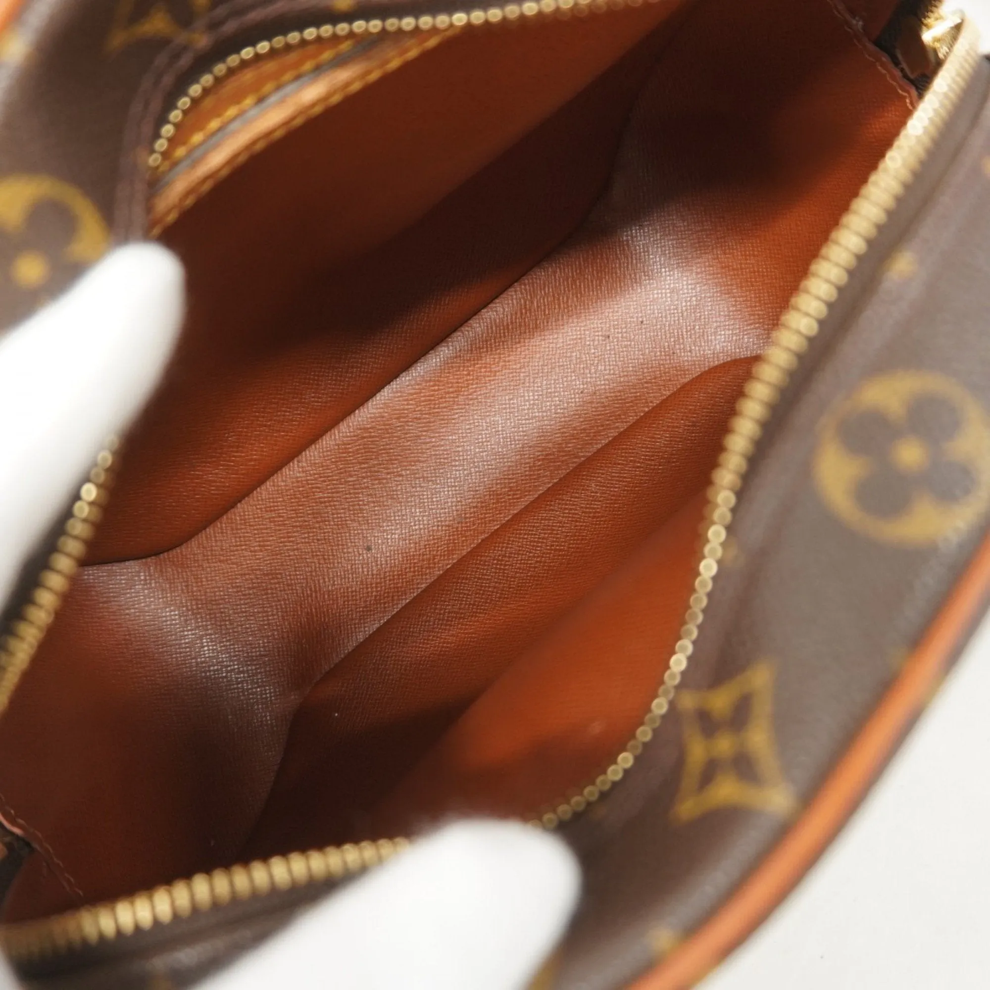Louis Vuitton Shoulder Bag (Pre-Owned)