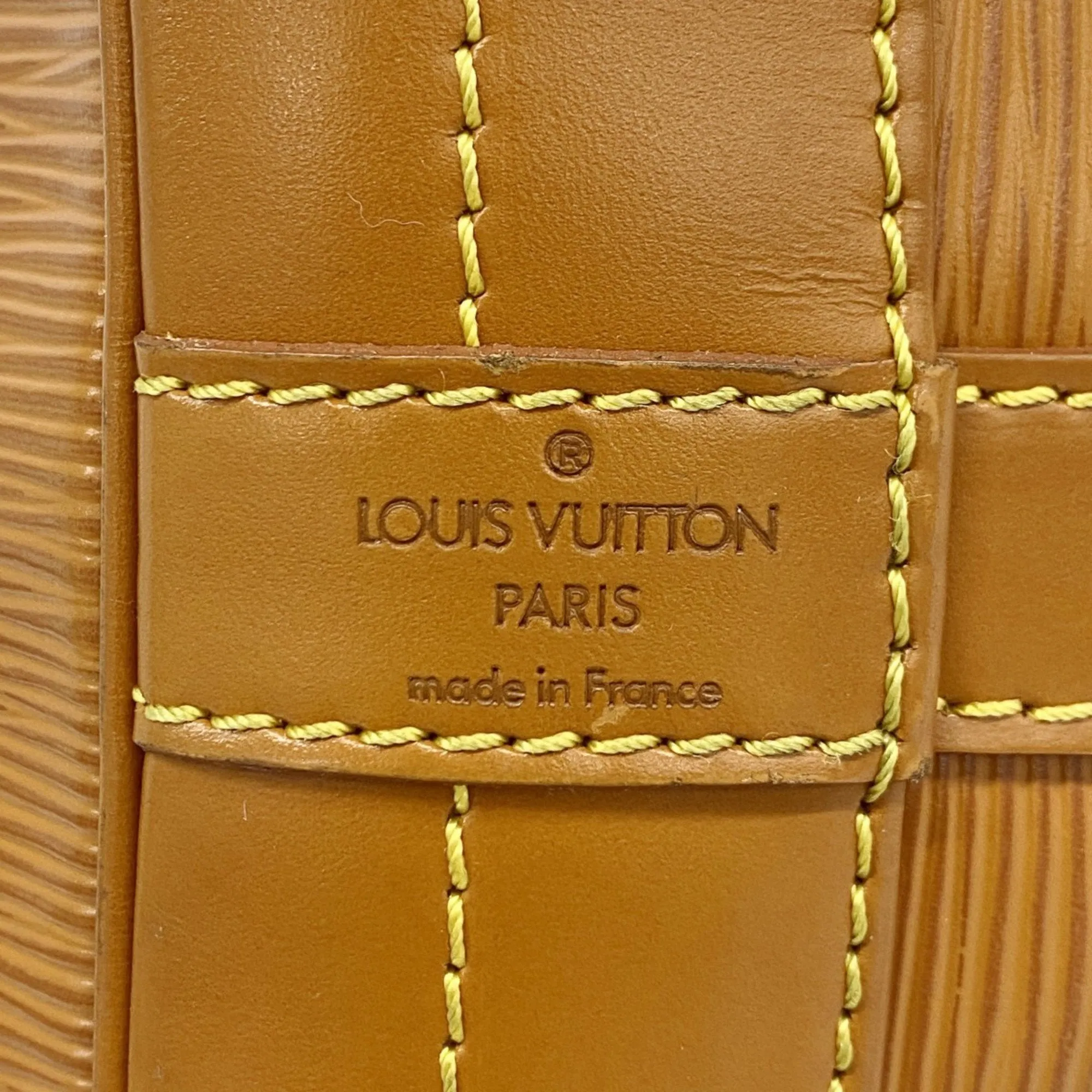 Louis Vuitton Shoulder Bag (Pre-Owned)