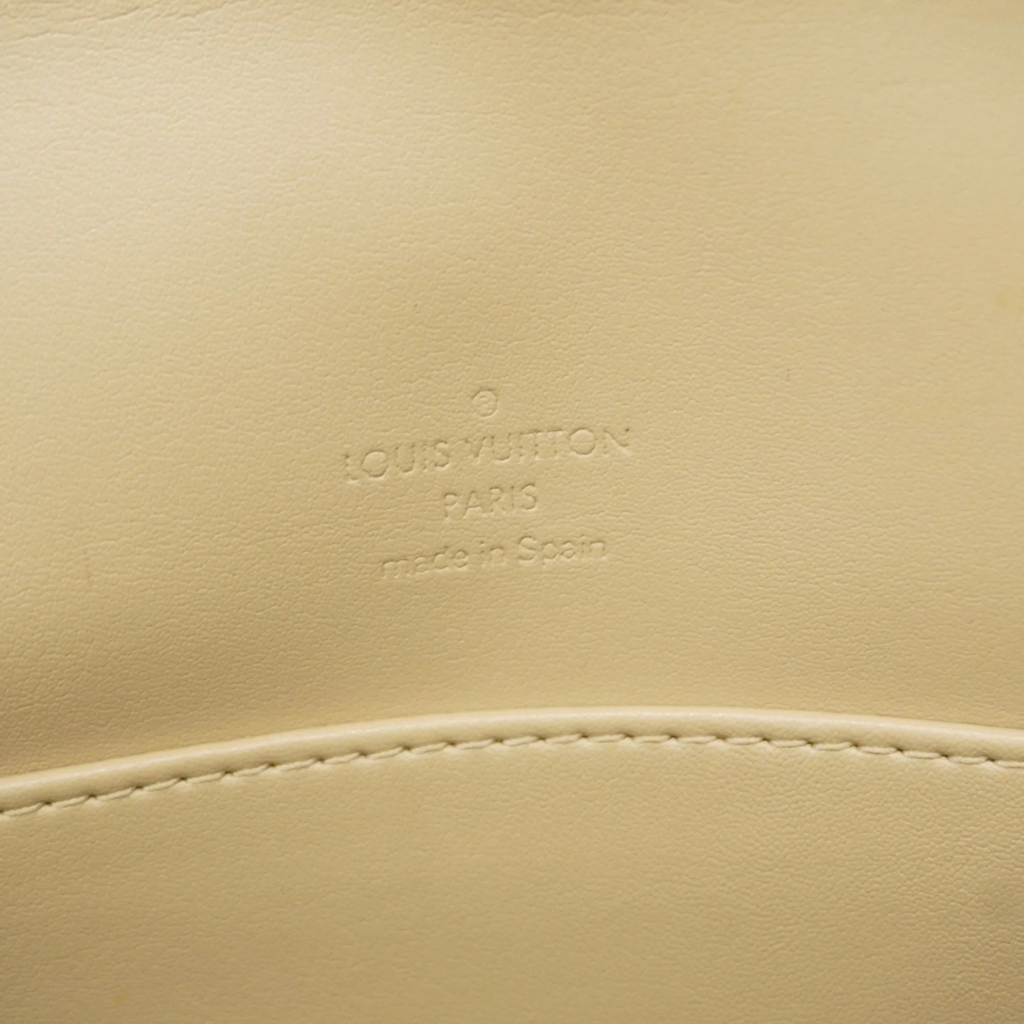 Louis Vuitton Shoulder Bag (Pre-Owned)