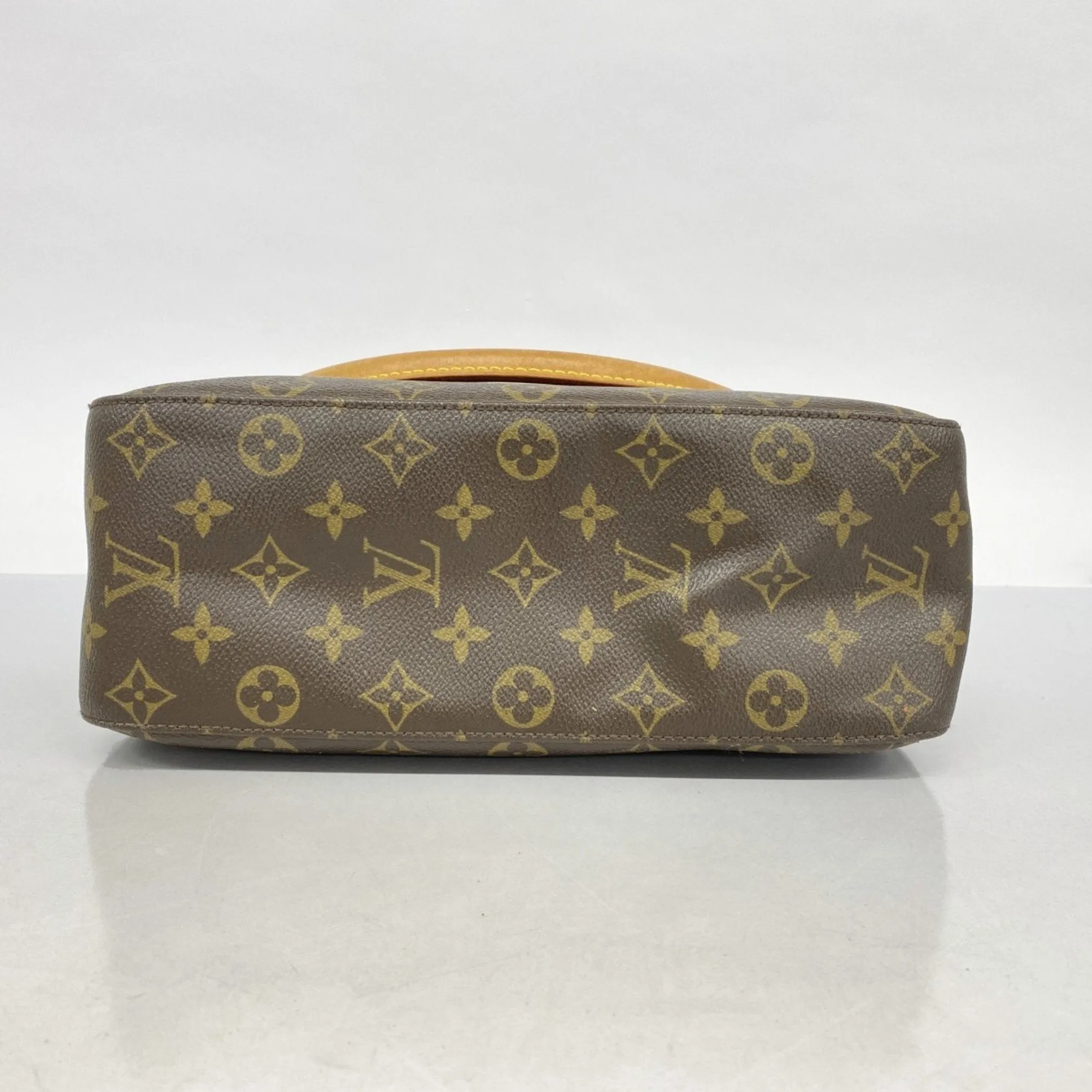 Louis Vuitton Shoulder Bag (Pre-Owned)